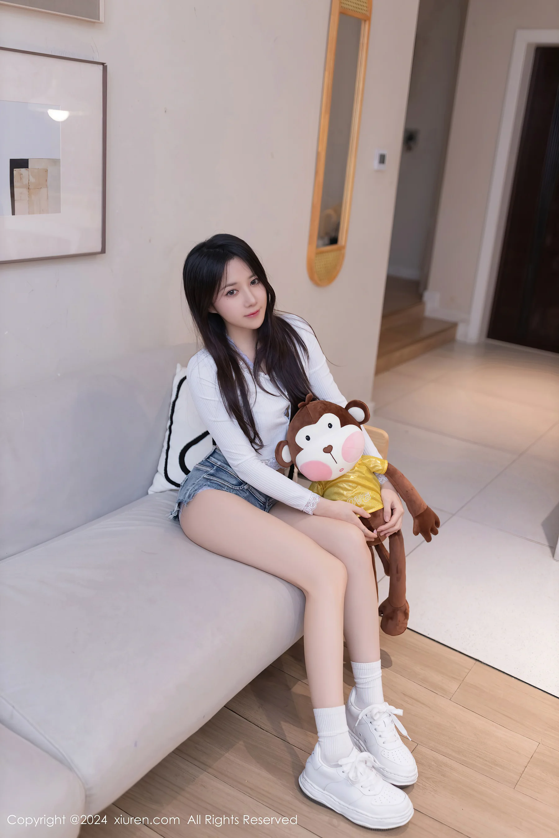 [XiuRen秀人网] No.8639 鱼子酱Fish 美腿性感 - 爱照片