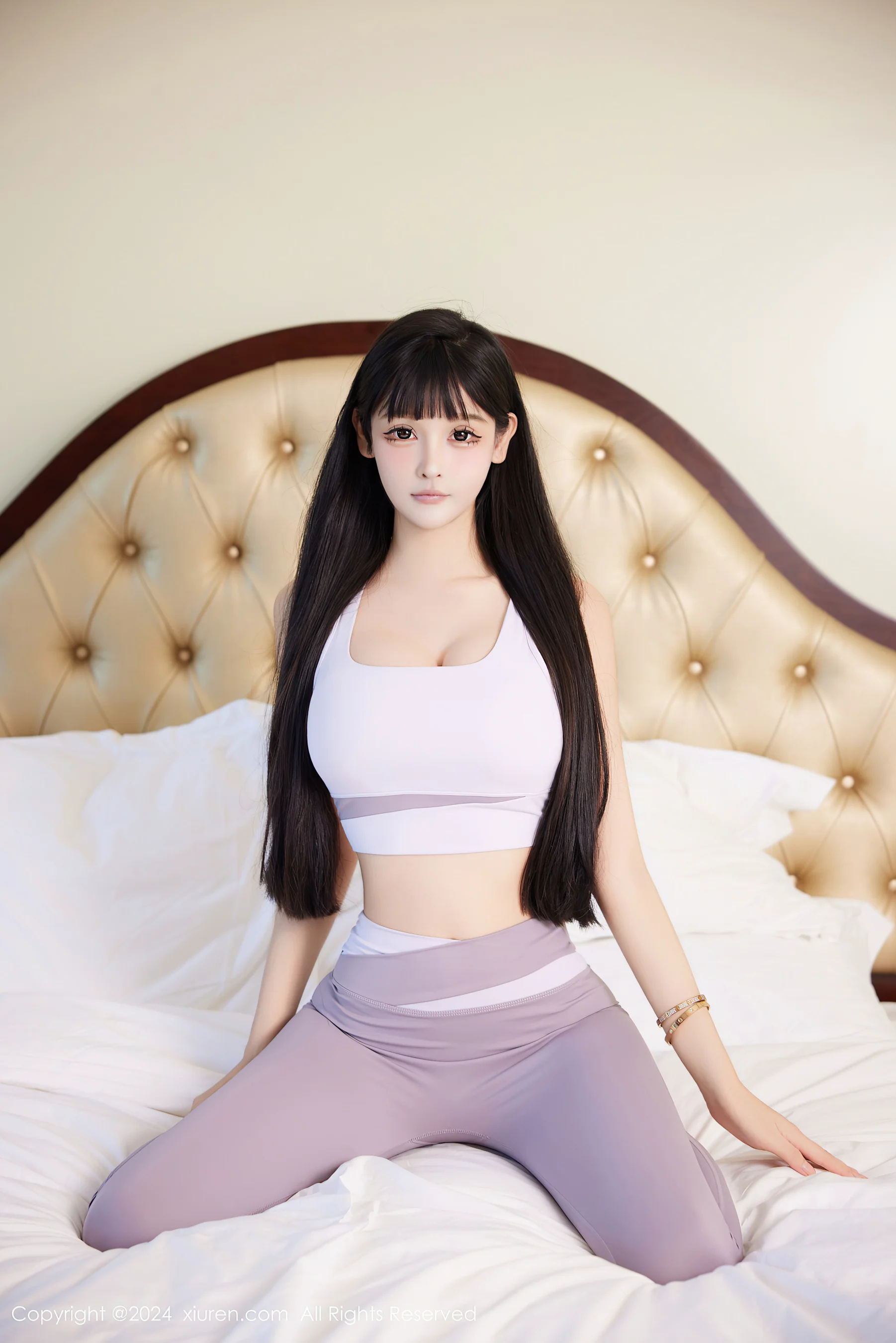 [XiuRen秀人网] No.9084 智恩baby 丝袜美腿 - 爱照片