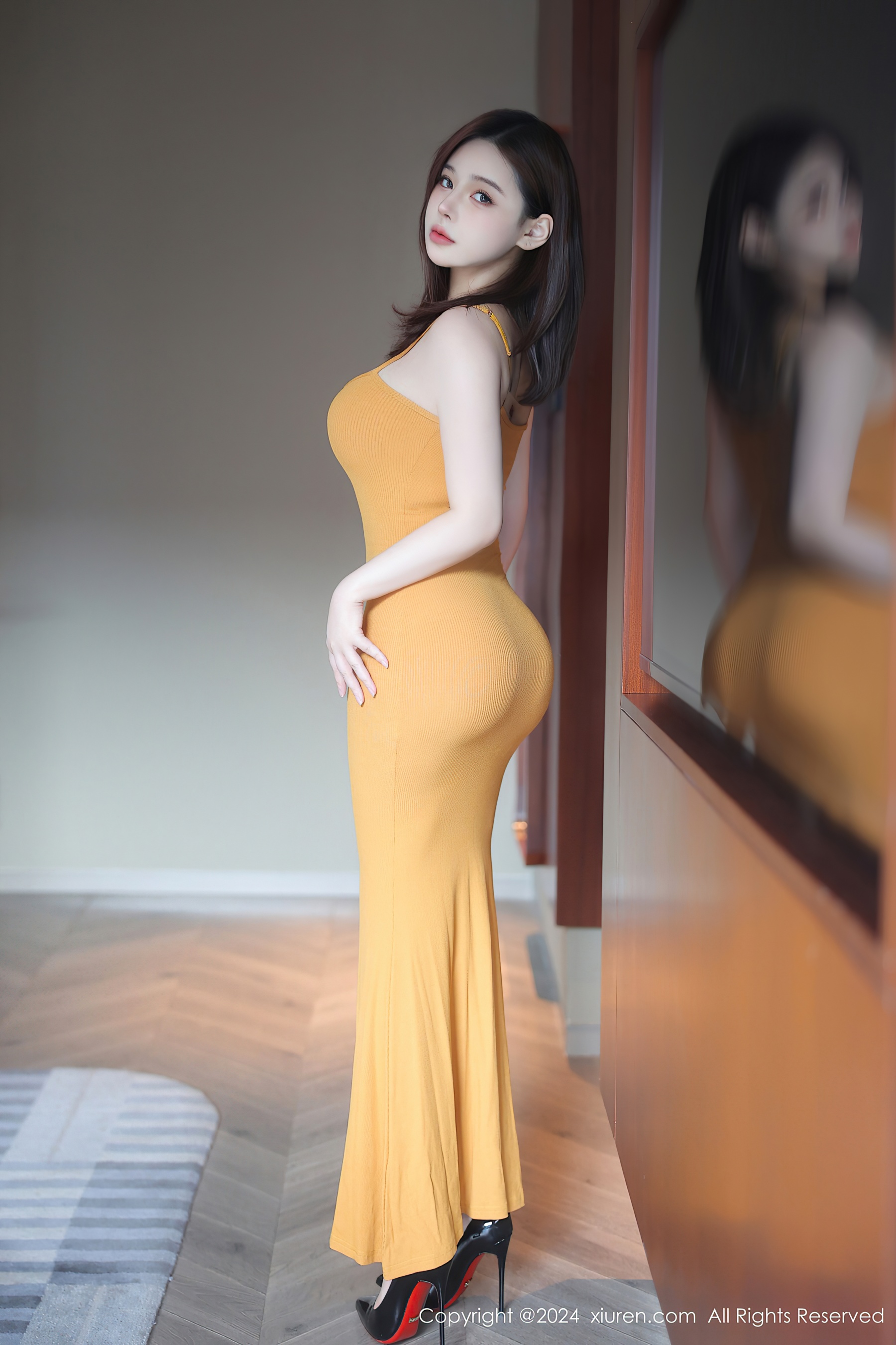 [XiuRen秀人网] No.9103 麻布学妹 - 爱照片