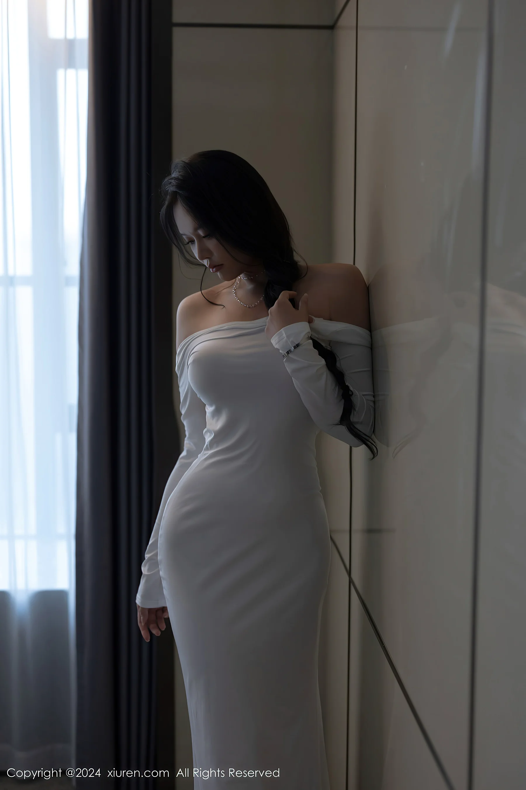 [XiuRen秀人网] No.9115 娜比 黑丝美腿 - 爱照片