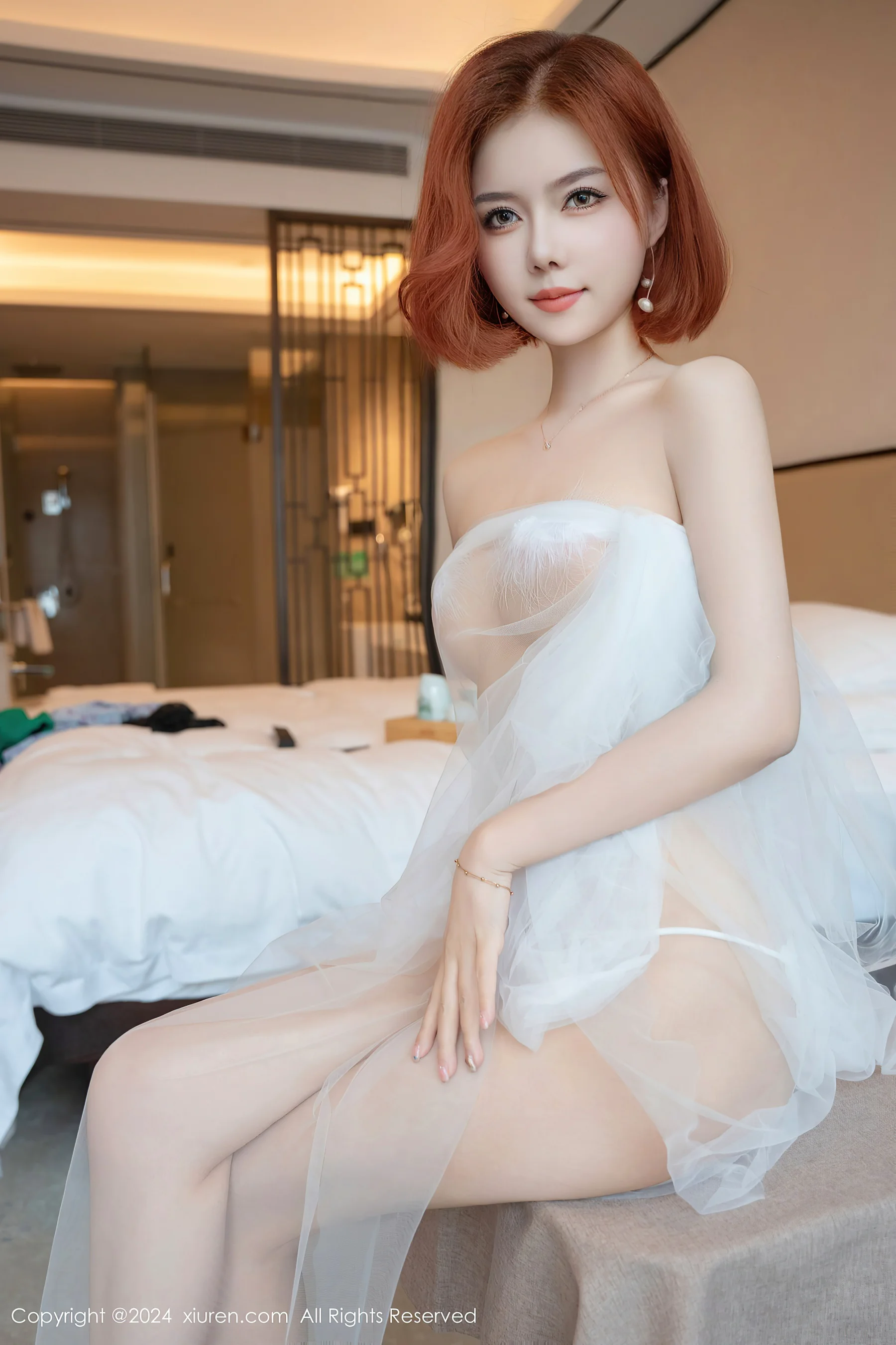 [XiuRen秀人网] No.9318 白芷yy 性感美腿 - 爱照片