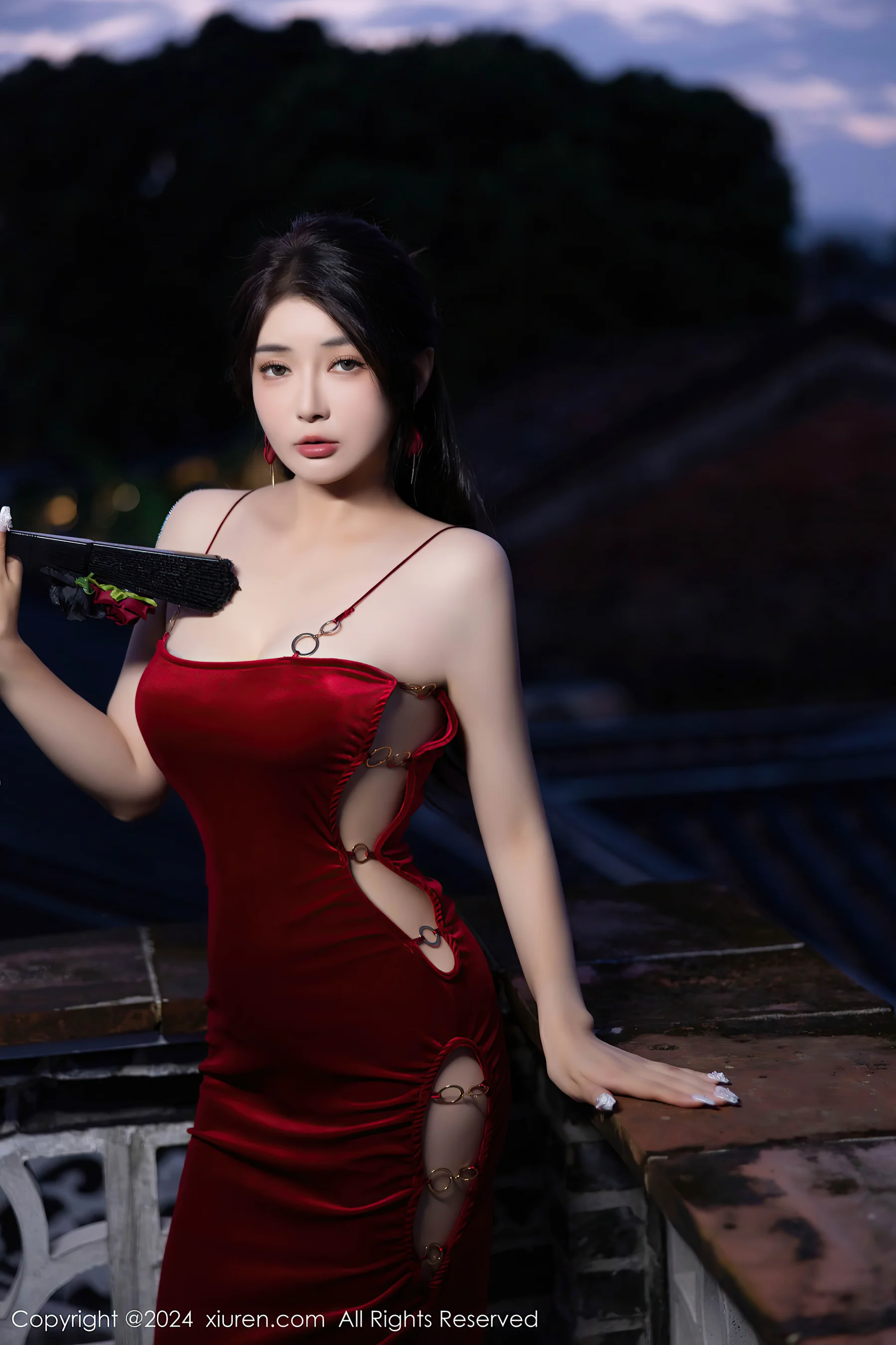 [XiuRen秀人网] No.9327 凯竹Quinn 长裙美腿 - 爱照片
