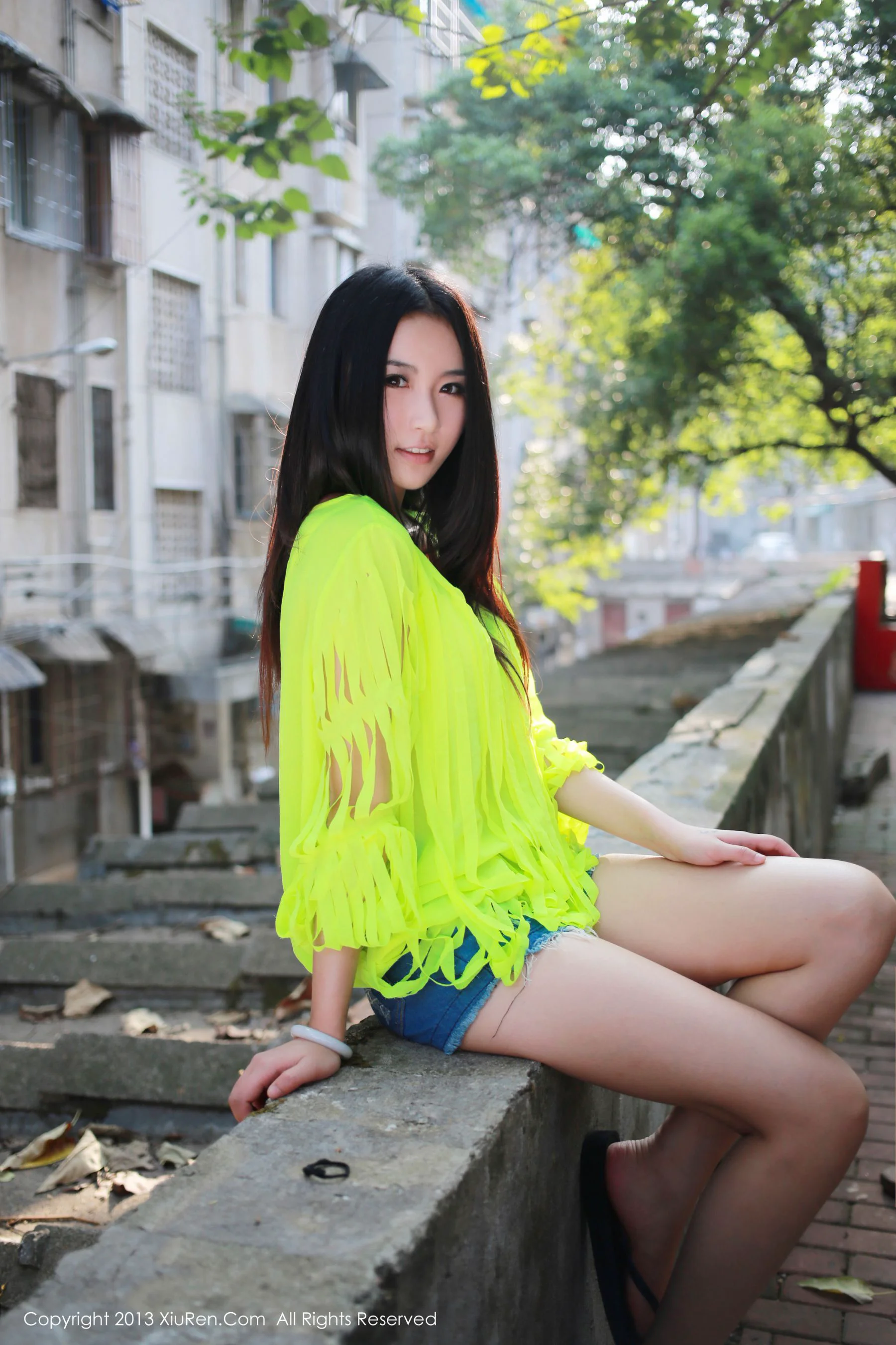 MOON嘉依 [秀人网XiuRen] No.017 写真集 - 爱照片