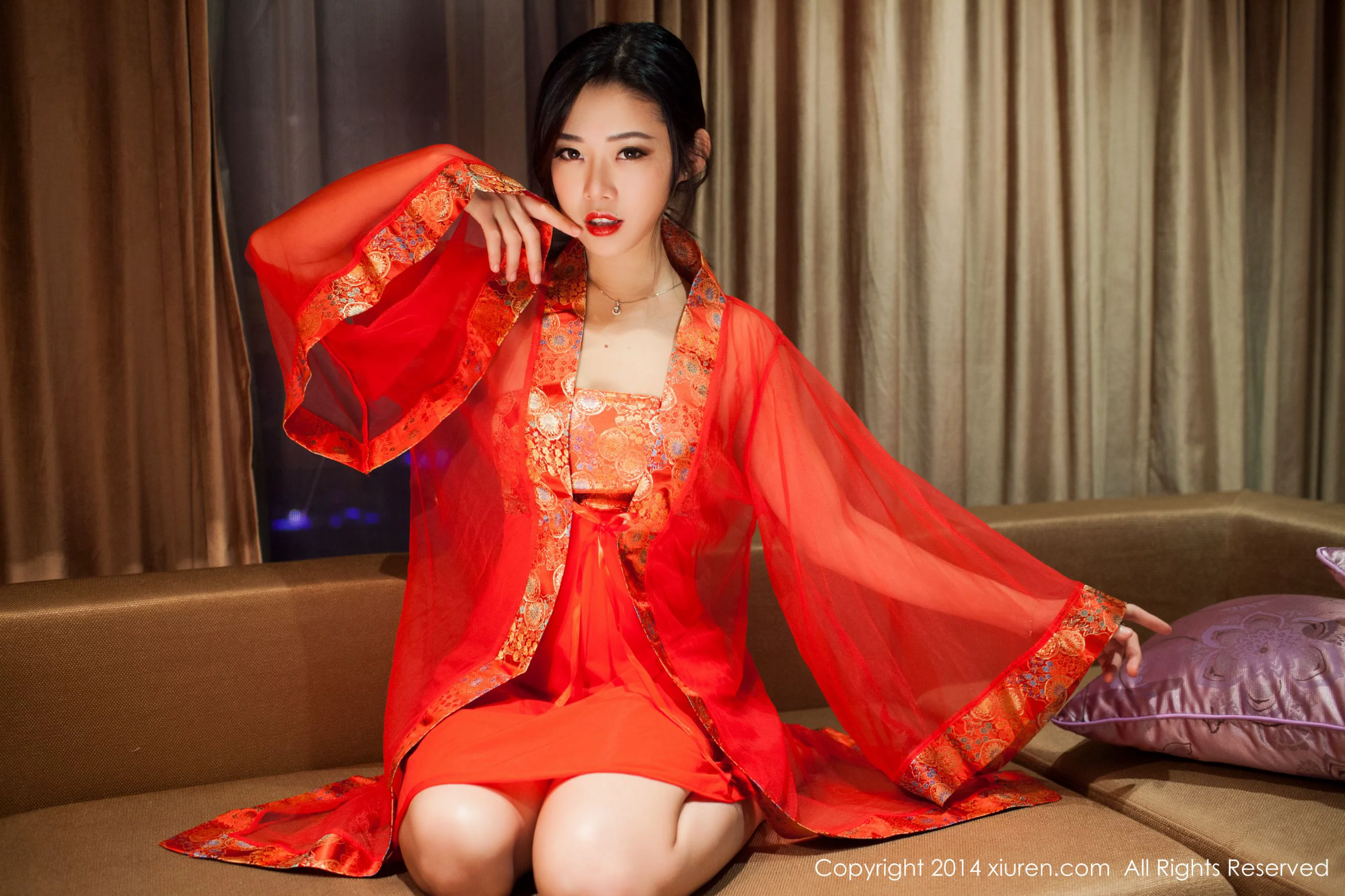 luvian本能《新春主题》 [秀人网XiuRen] No.097 写真集 - 爱照片