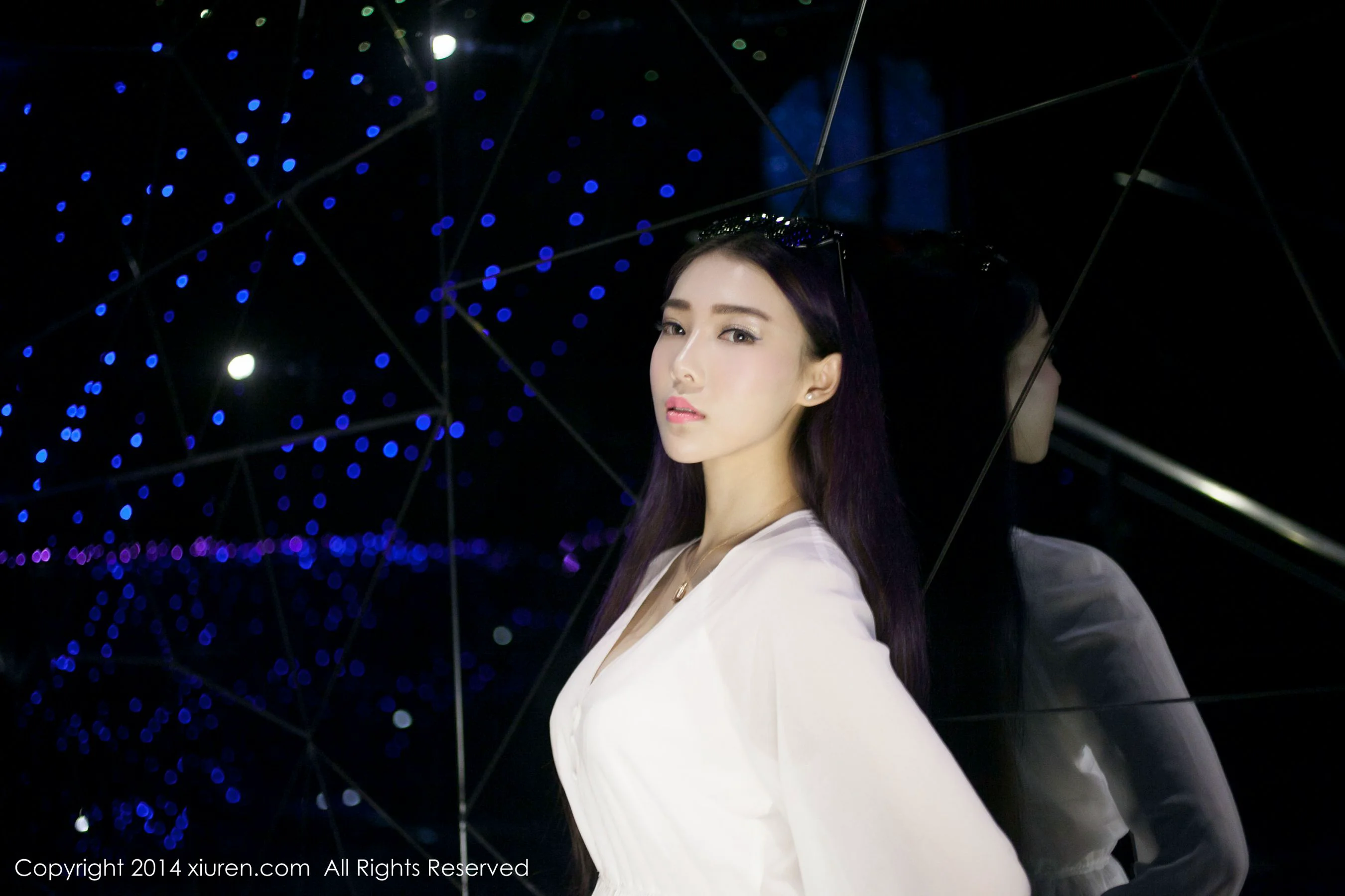 夢娜Vanessa《款款而来的特级女神》 [秀人网XiuRen] No.131 写真集 - 爱照片