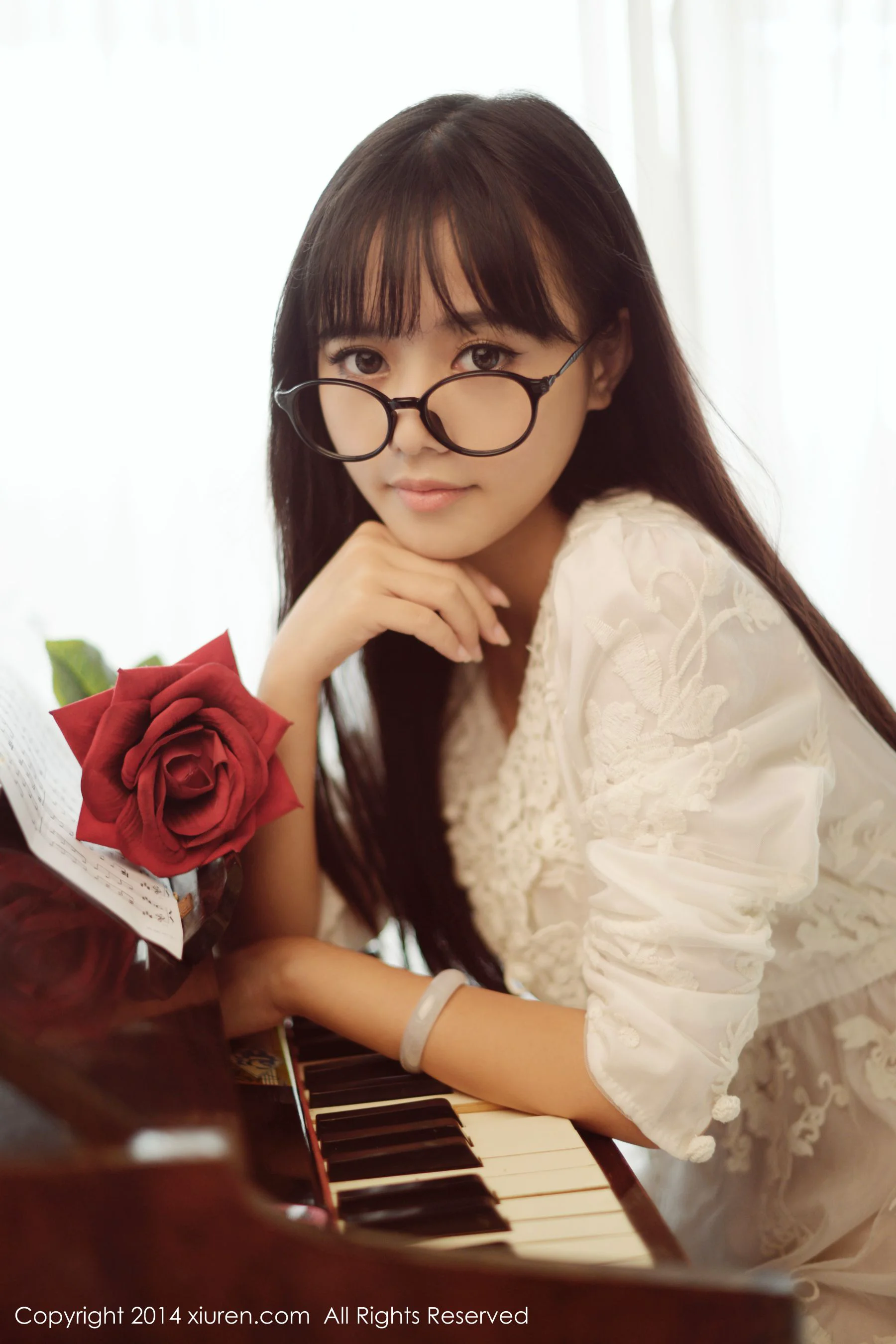 toro羽住《小清新系列》 [秀人网XiuRen] No.170 写真集 - 爱照片