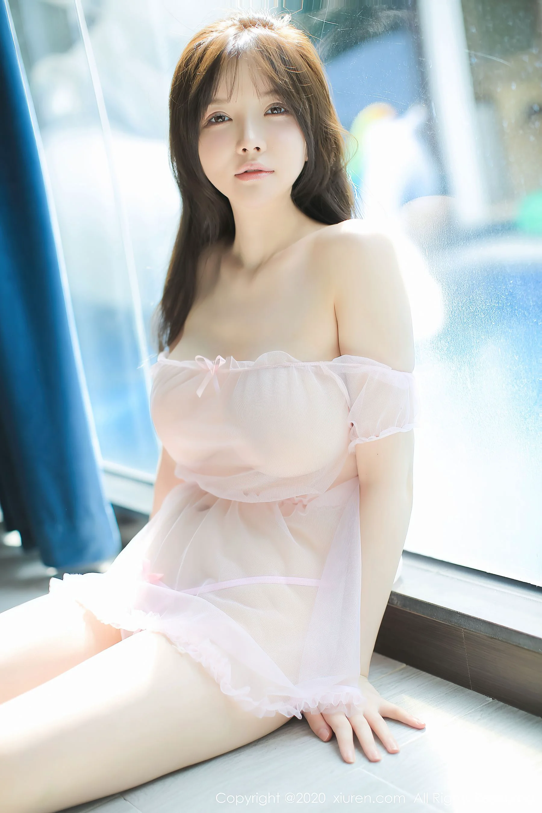 [秀人XiuRen] No.2602 糯美子Mini – 粉色主题的轻薄服饰 - 爱照片