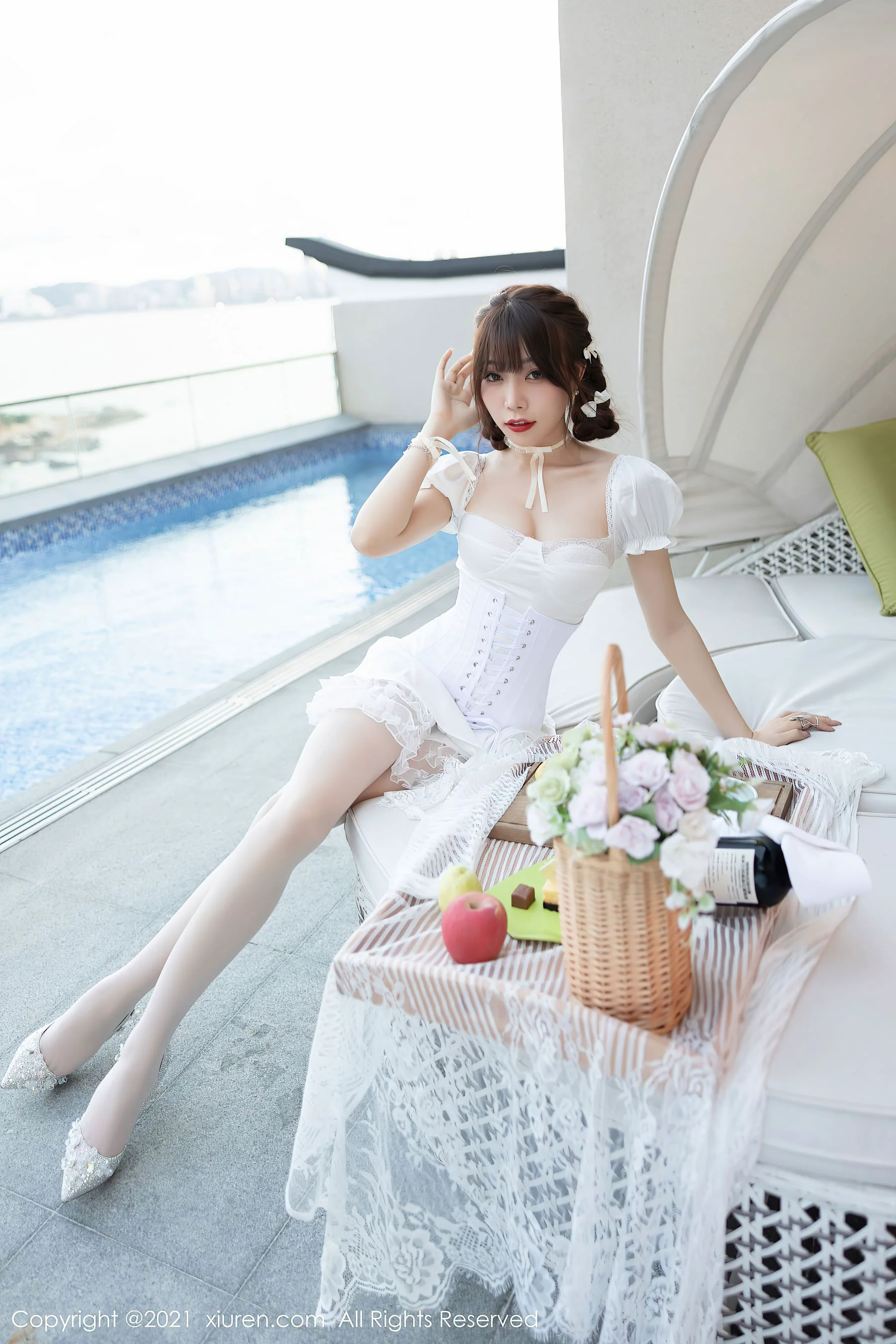 [秀人XiuRen] No.3998 芝芝Booty – 美妙下午茶系列 - 爱照片