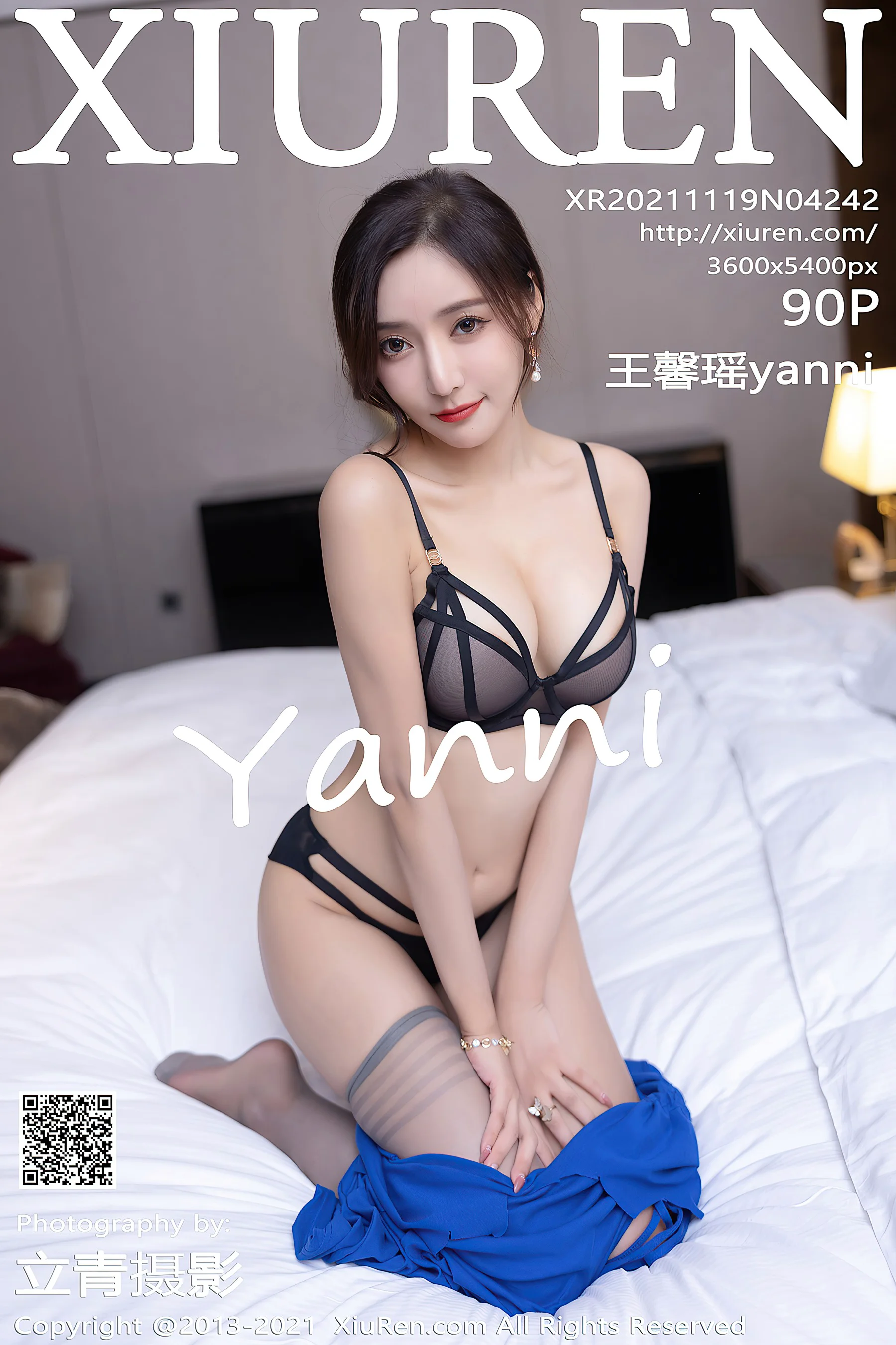 [XiuRen秀人网] No.4242 王馨瑶yanni 黑丝美腿 - 爱照片