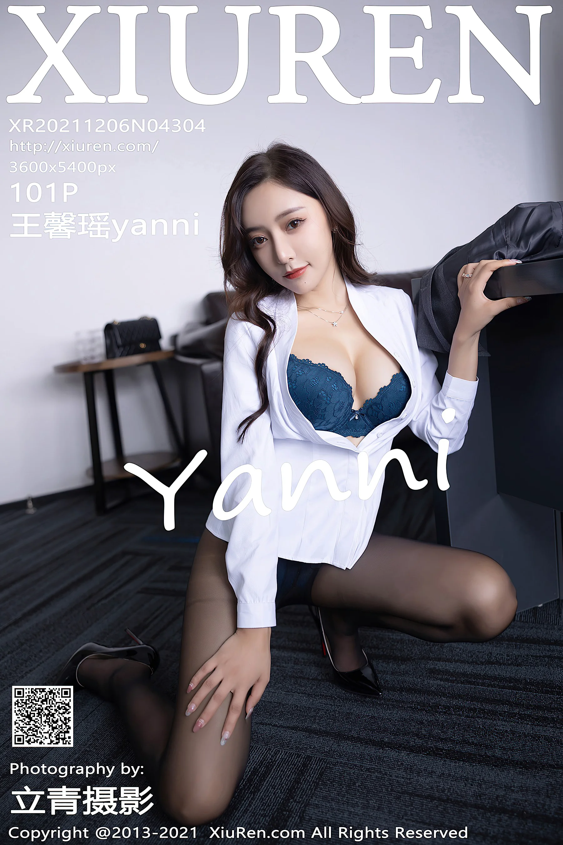 [XiuRen秀人网] No.4304 王馨瑶yanni 性感制服 - 爱照片