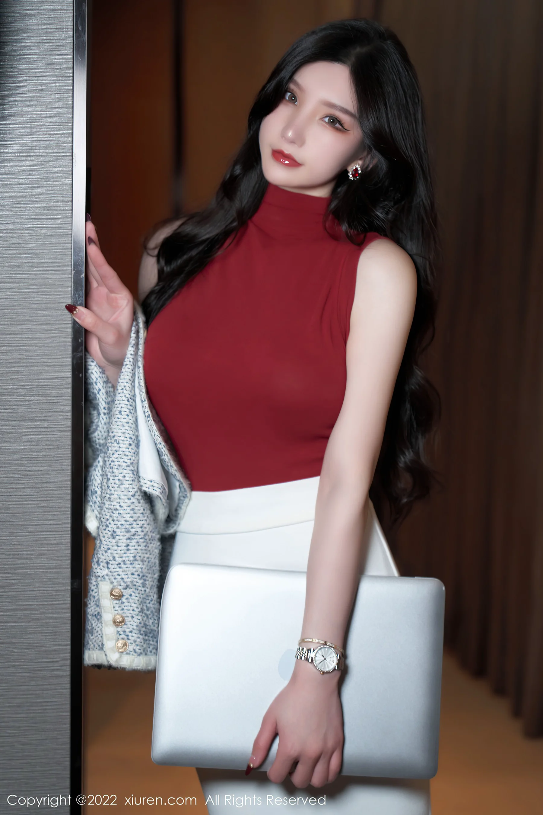 [XiuRen秀人网] No.4728 周于希Sally 丝袜美臀职场写真 - 爱照片