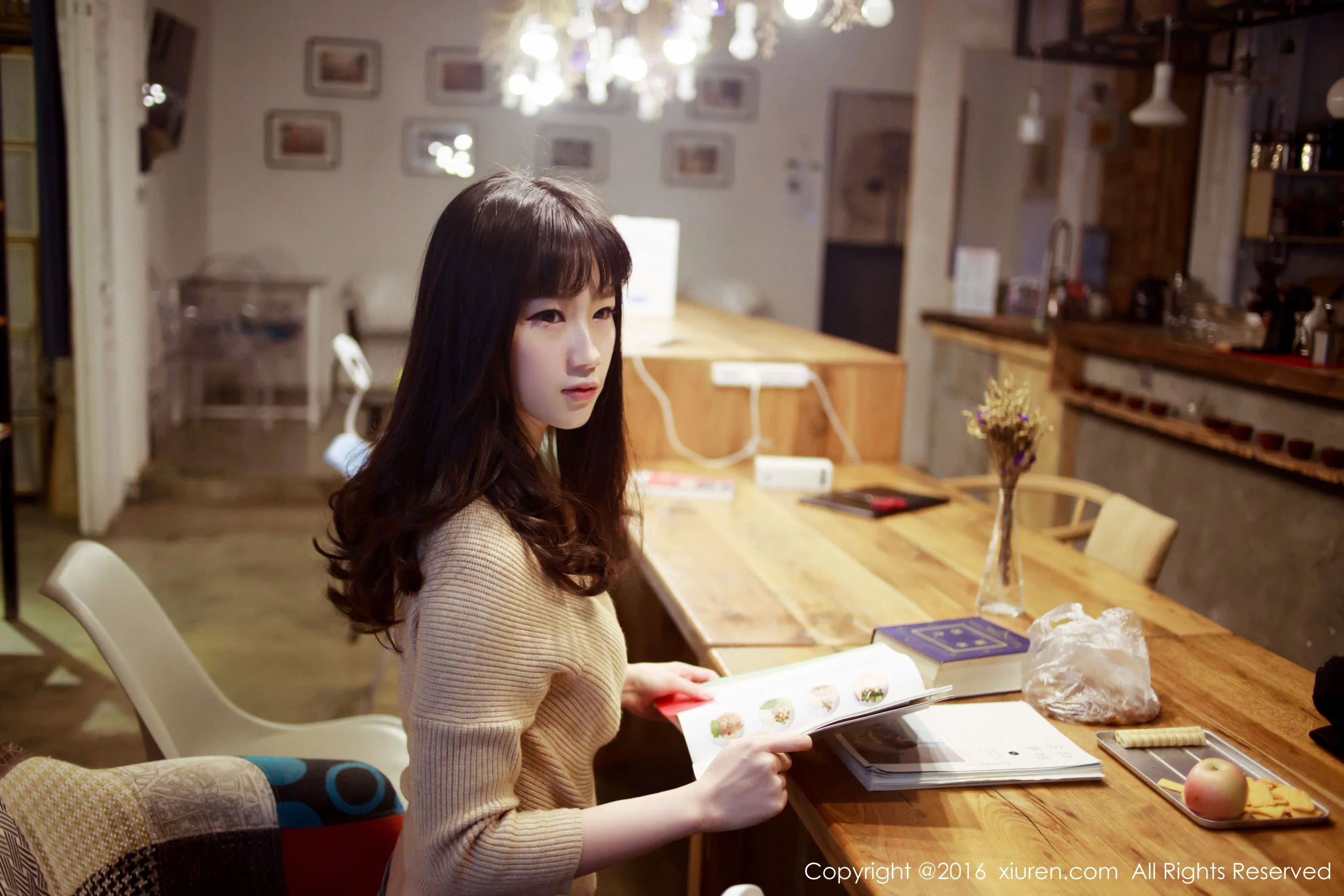 少女心雪雪《少女芳香的梦魂萦绕》 [秀人网XiuRen] No.640 写真集 - 爱照片