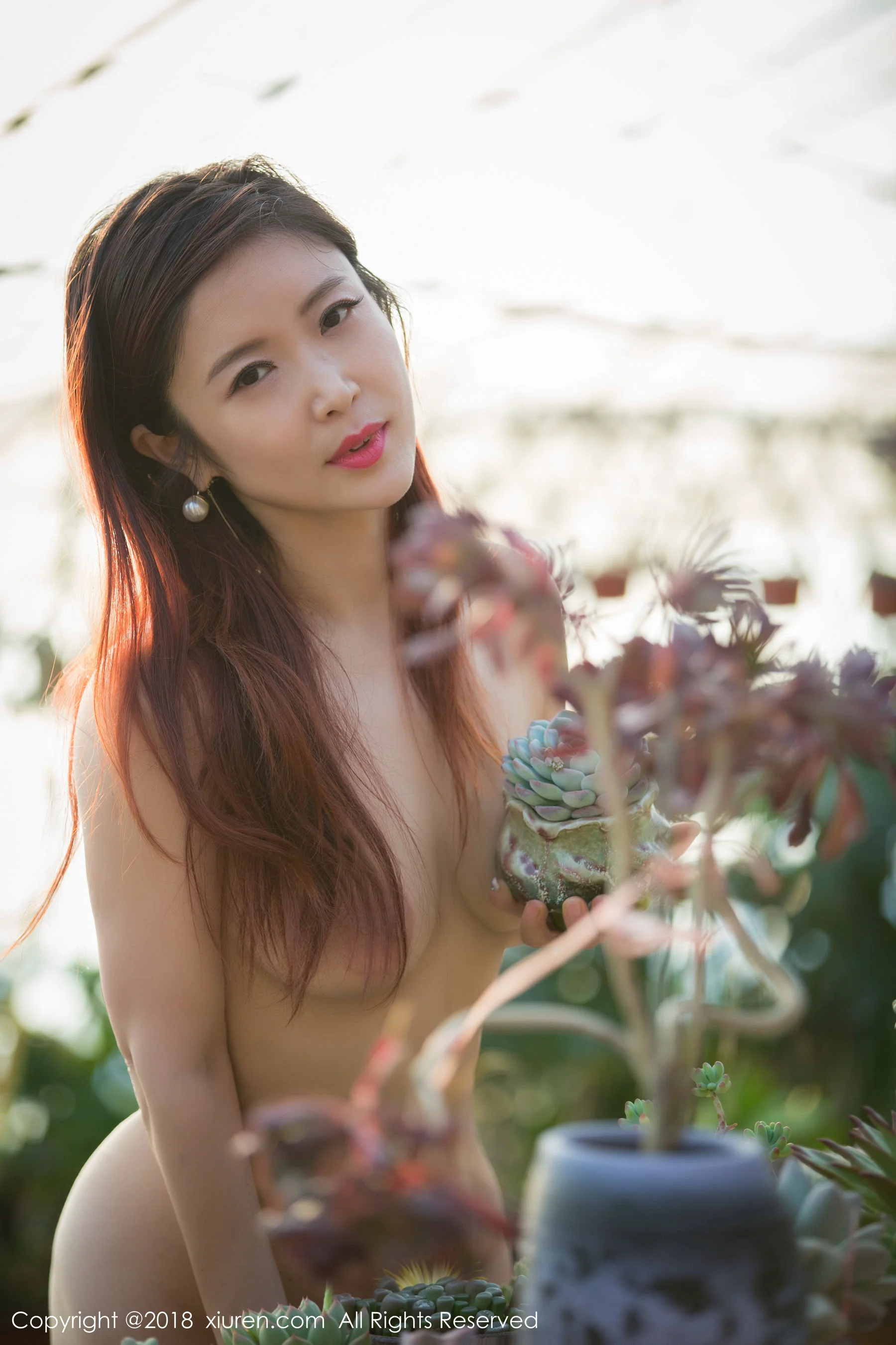 西希白兔《美臀露出系列》 [秀人XiuRen] NO.884 写真集 - 爱照片