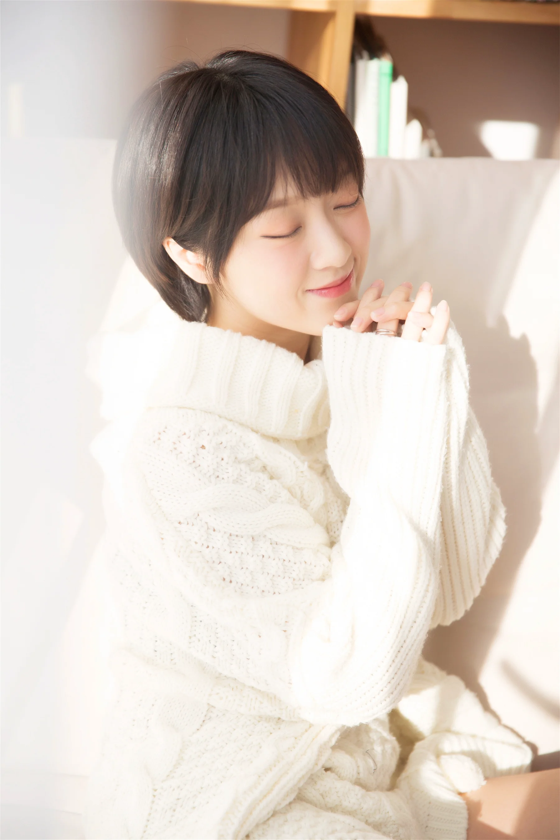 [YALAYI雅拉伊] 2023.03.10 NO.1013 清新女生 - 爱照片