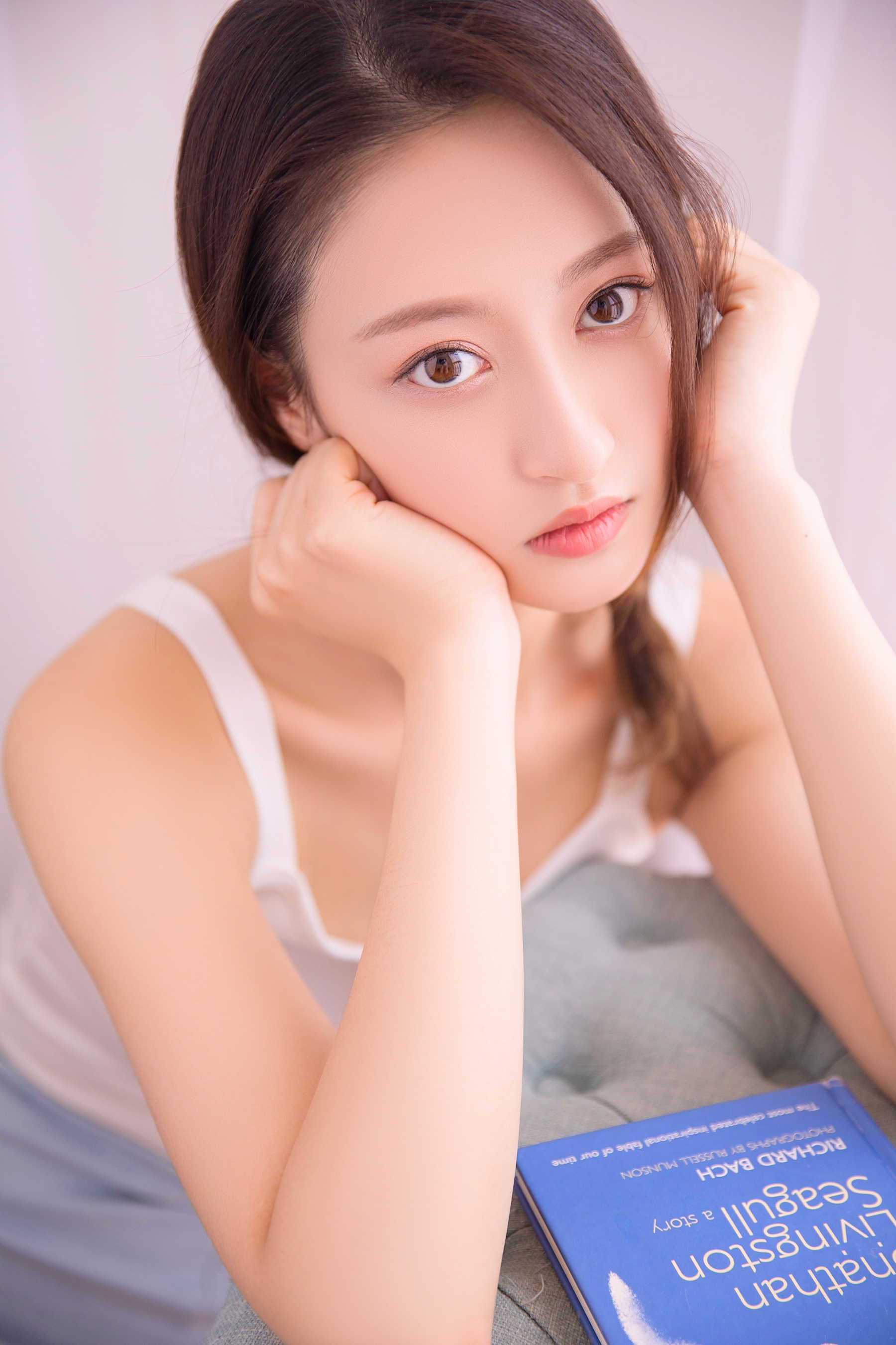 [YALAYI雅拉伊] 2023.07.26 NO.1051 眼里花影 - 爱照片