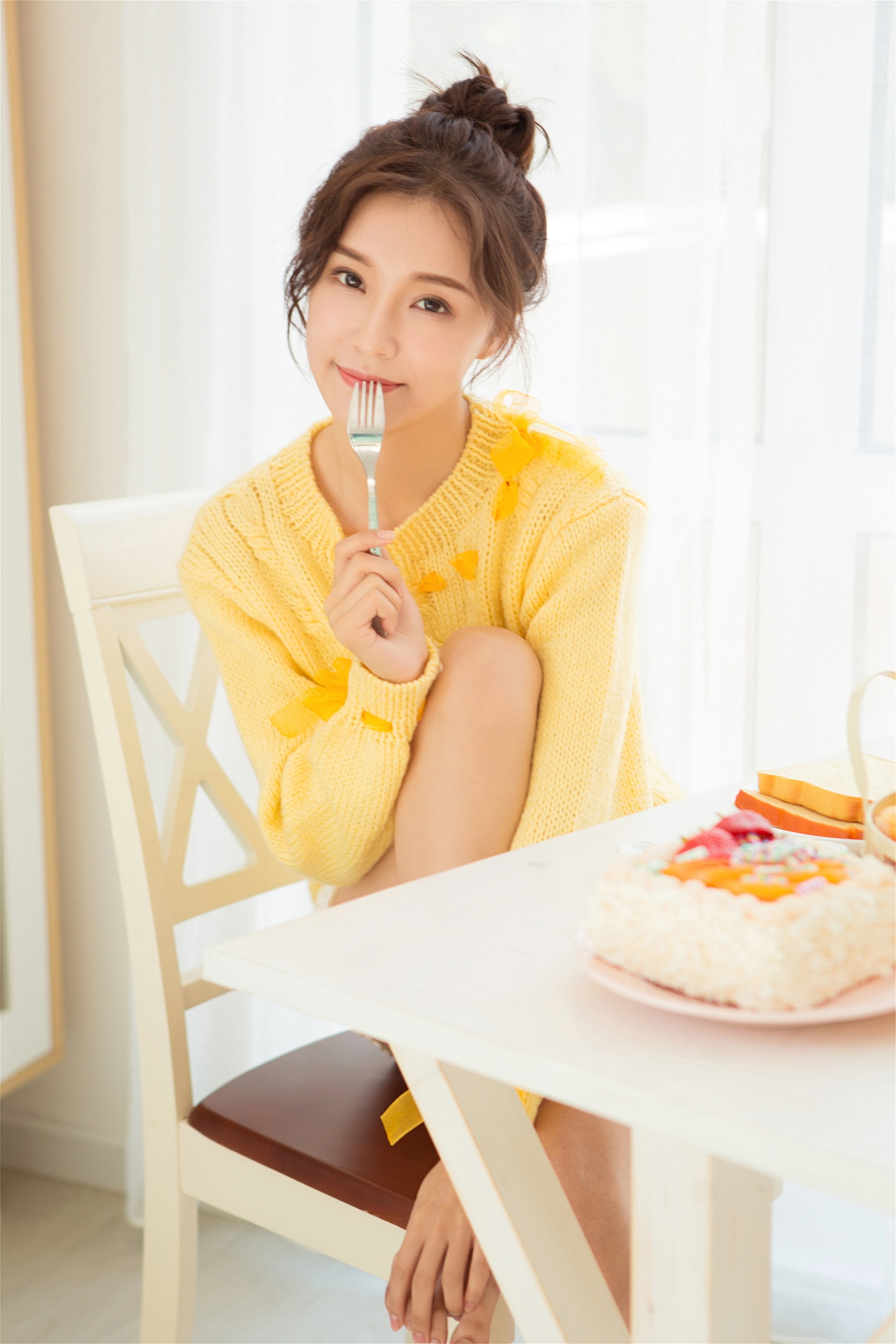 [YALAYI雅拉伊] 2023.12.05 NO.1090 小黄鸭子 - 爱照片