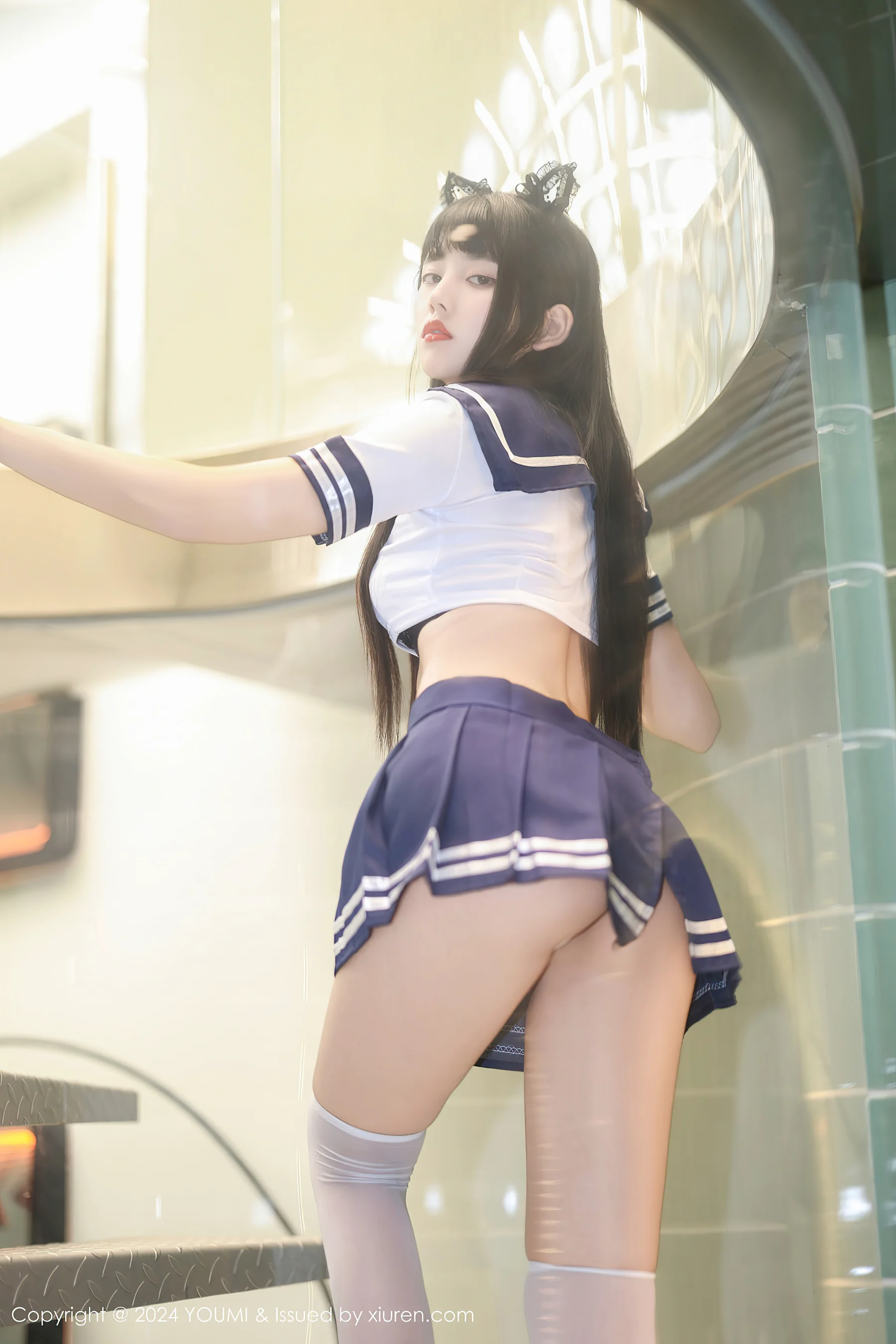 [YOUMI尤蜜荟] VOL.1048 赵可欣baby 美腿丝袜 - 爱照片