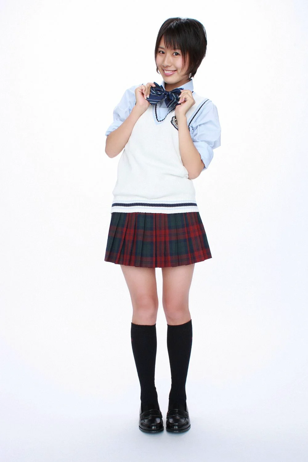 守永真彩《乙女学院 アイドル界のサラブレッド入学!!》写真集 [YS Web] Vol.321 - 爱照片