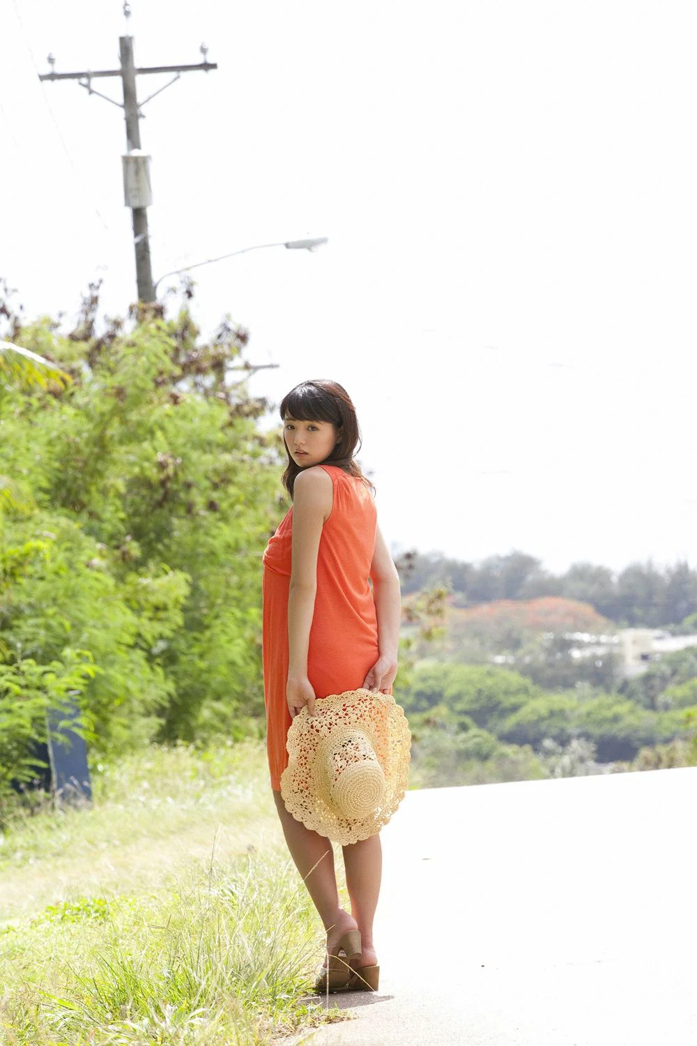 篠崎愛《らぶたんと夏休み》写真集 [YS Web] Vol.413 - 爱照片