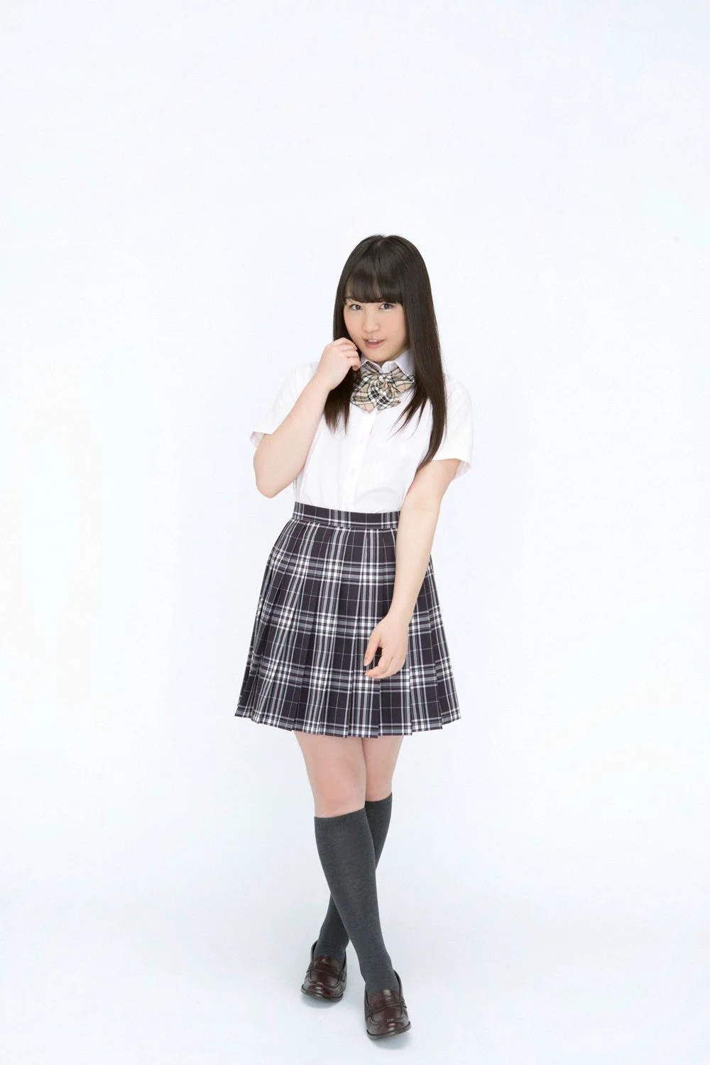 片瀬美月《Gカップはにかみ美少女入学!!》写真集 [YS Web] Vol.665 - 爱照片