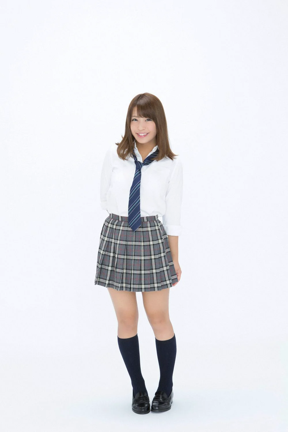 [YS Web] Vol.717 Rina Hashimoto 橋本梨菜 写真集 - 爱照片