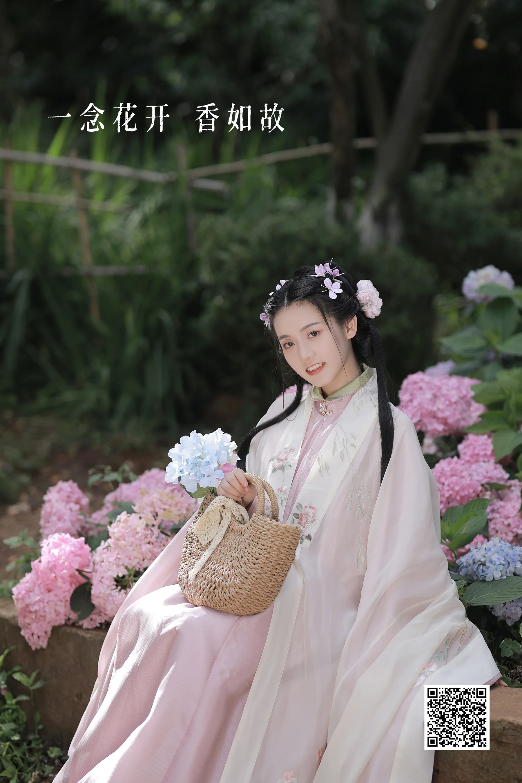[艺图语] 2022.07.20 一念花开，香如故 Dear-郑同学 - 爱照片