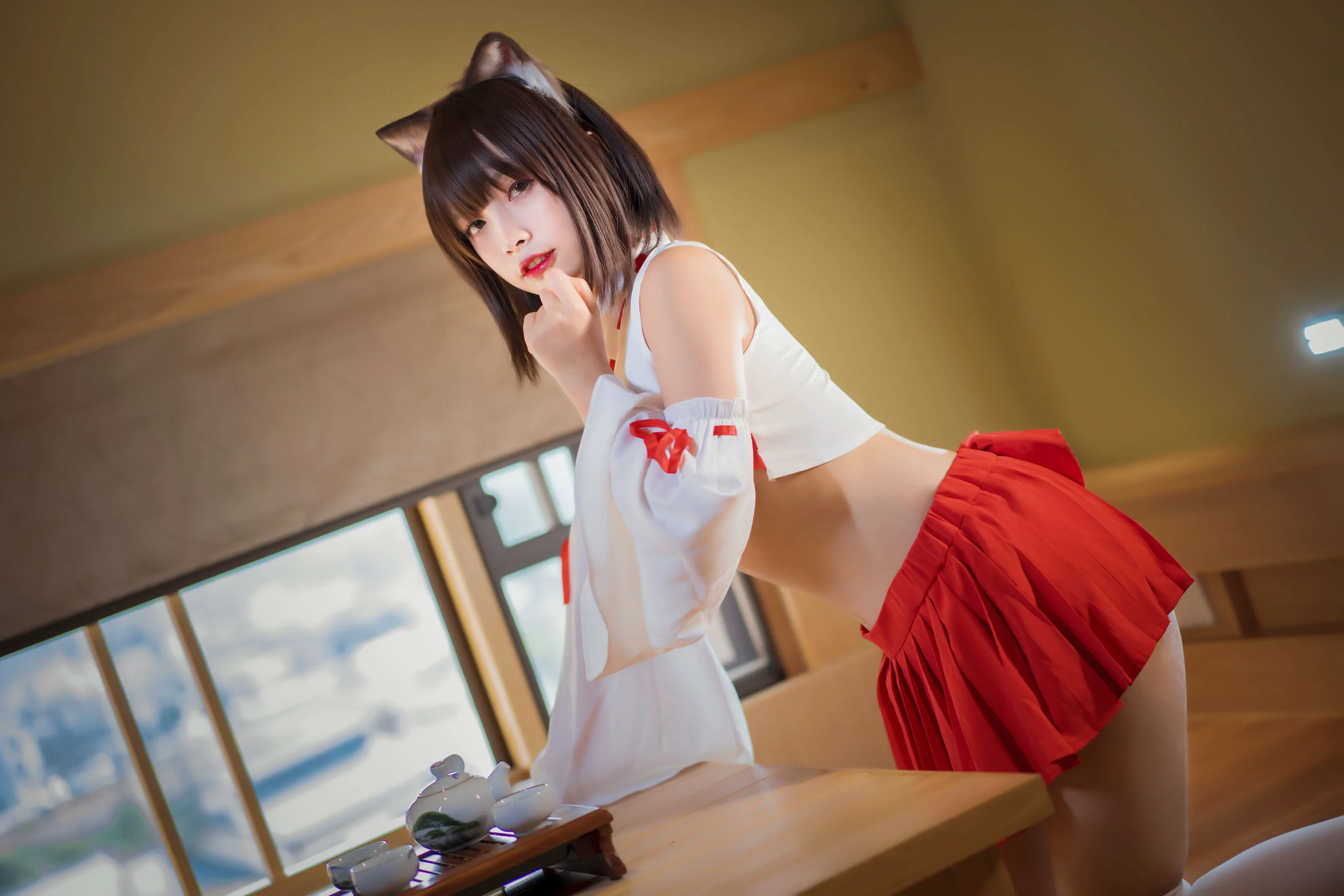 [福利COS] Neko-薇薇 – 巫女 - 爱照片