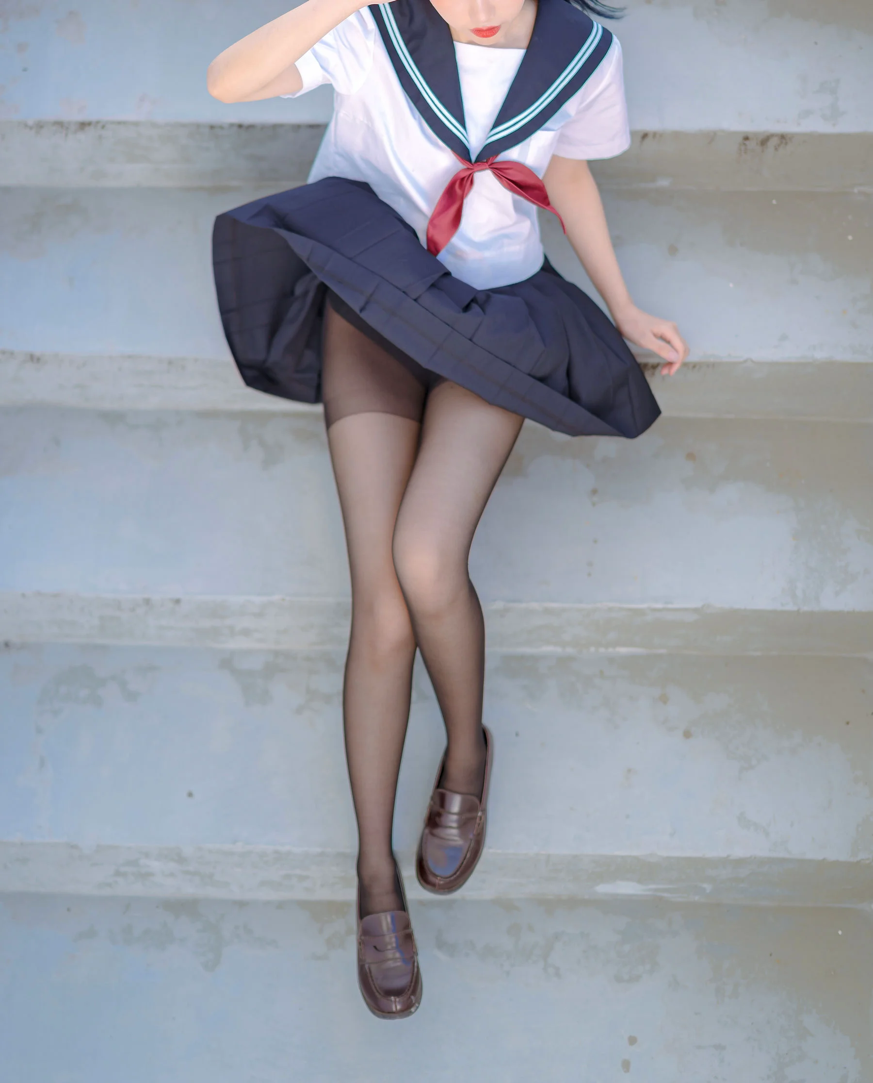 [网红COSER] 动漫博主果咩酱w – JK - 爱照片