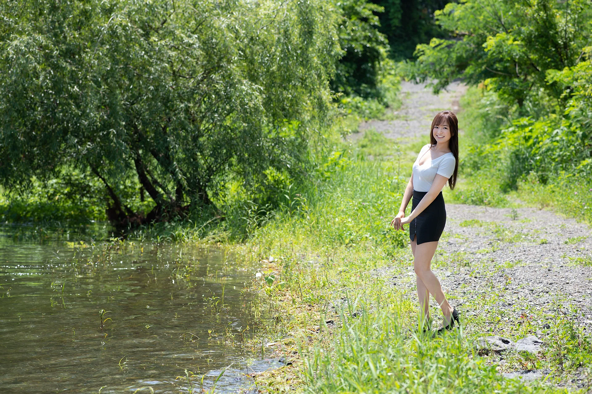 [Minisuka.tv] 山中真由美 – Limited Gallery 42.2 写真套图 - 爱照片