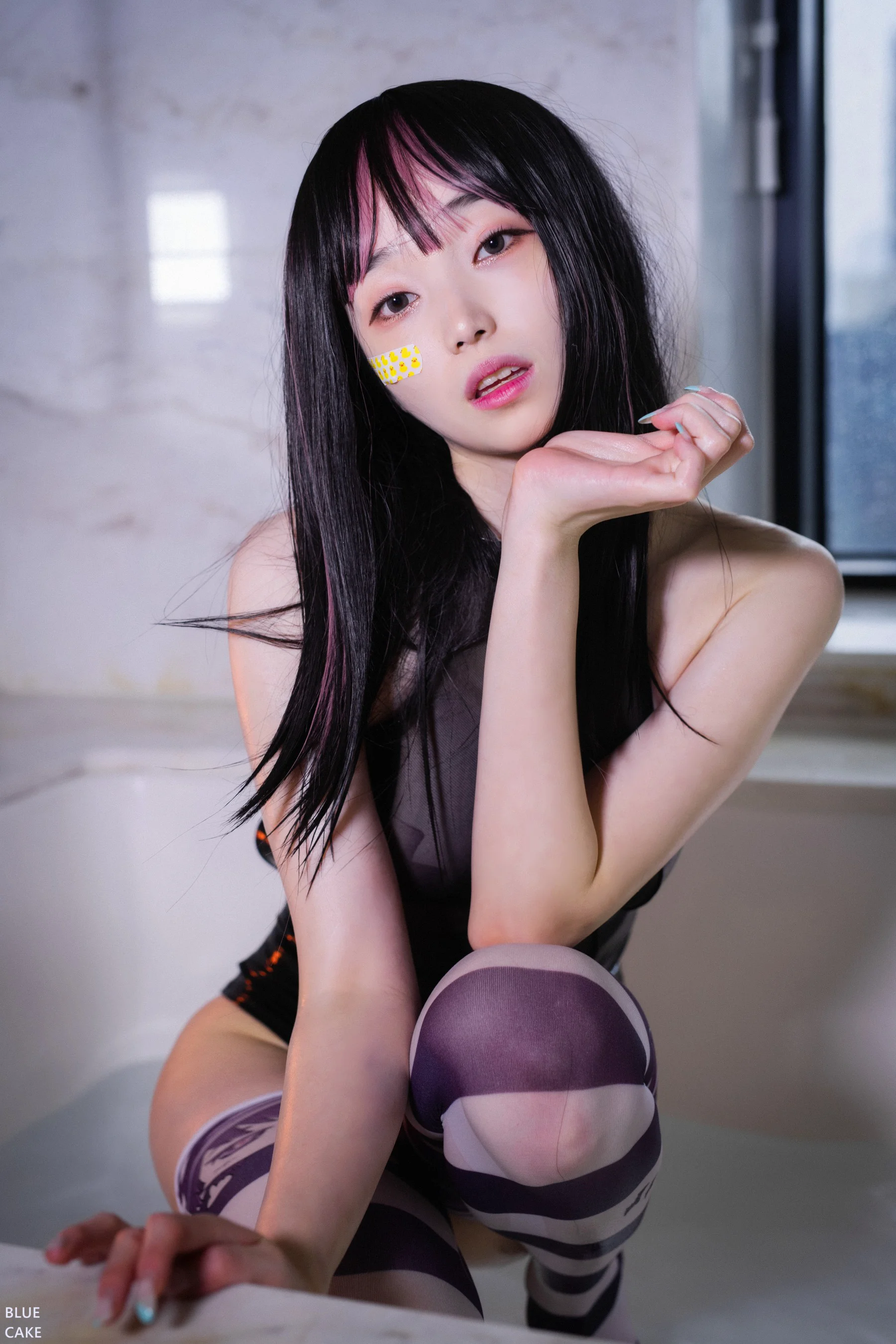 [BLUECAKE] Bambi (밤비) – Pretty savage - 爱照片