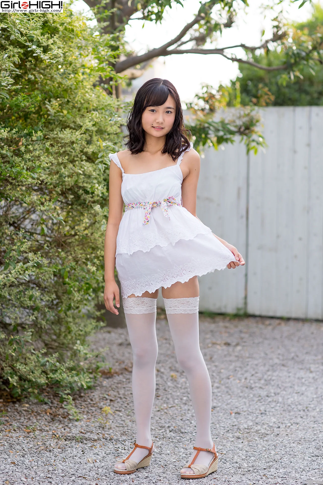 西野花恋《ニーハイコレクション》 白ワンピース [Girlz-High] 写真集 - 爱照片