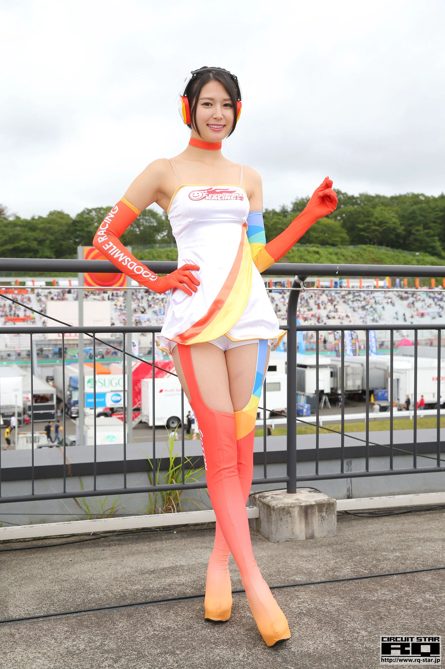 荒井つかさ『RQコスチューム』(フォトのみ) [RQ-STAR] 写真集 - 爱照片