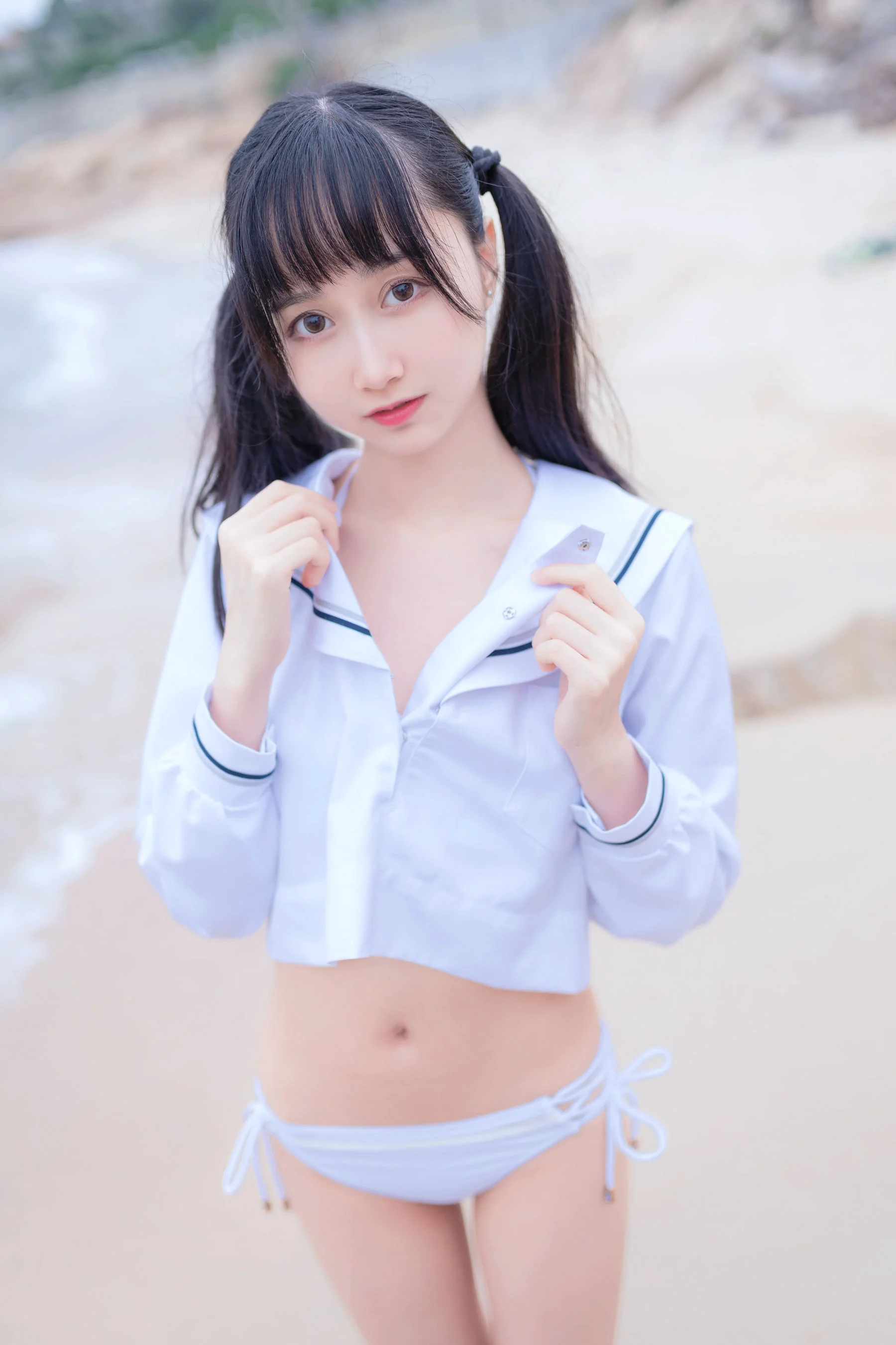 萌系小姐姐木绵绵OwO 《海边白色比基尼》 写真集 - 爱照片