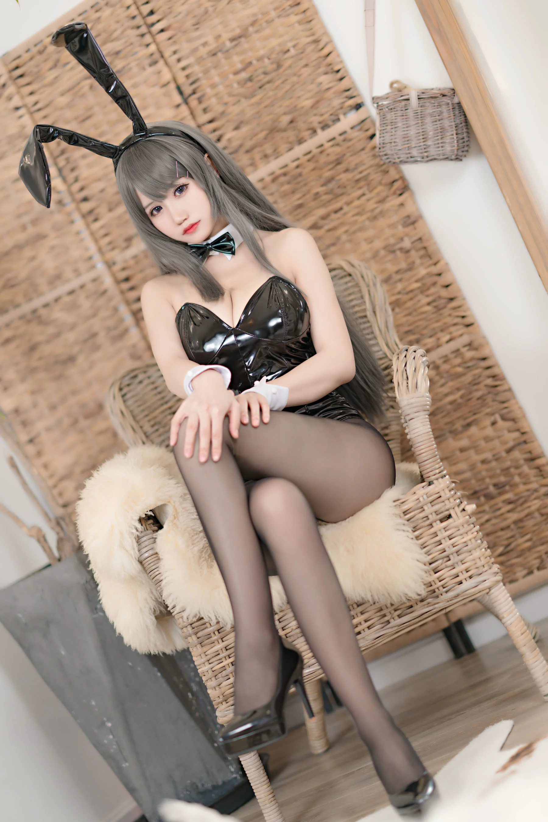 动漫博主小仓千代w 《麻衣兔女郎》 写真集 - 爱照片