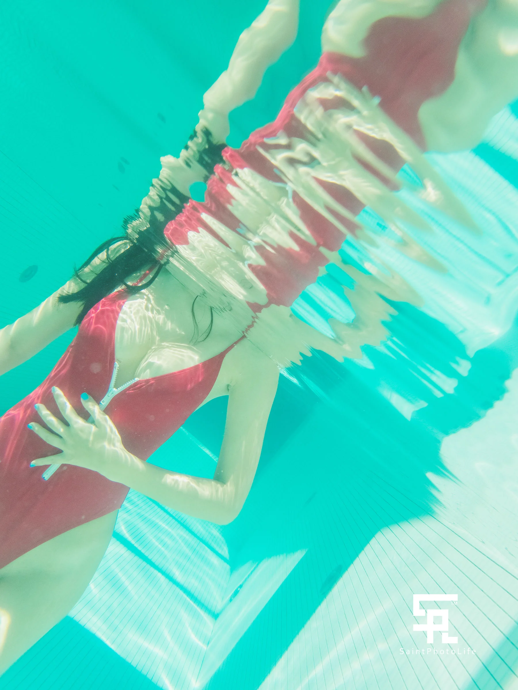 [saintphotolife] 韩国美女Zennyr 《Snow Hotel》 写真集 - 爱照片