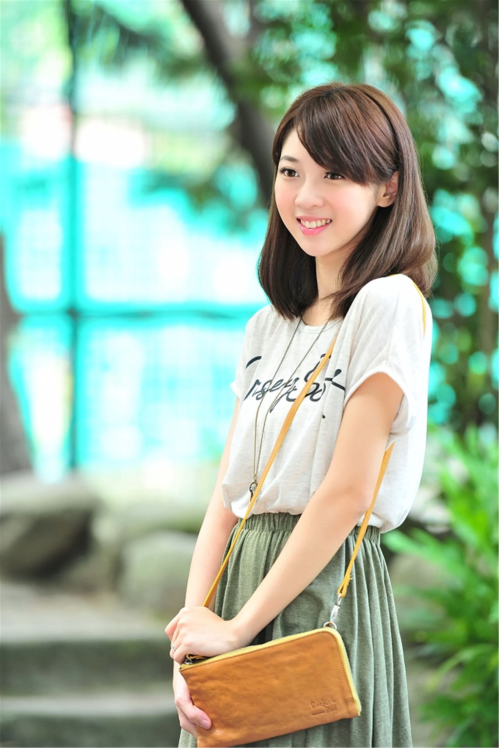 台湾正妹小玉《士林國小外拍》写真集 - 爱照片