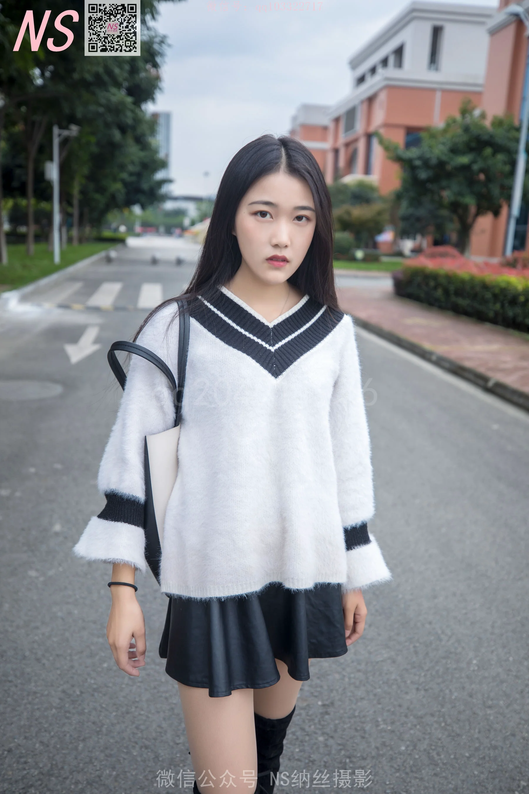 雨佳《丝袜学记》 [纳丝摄影] 写真集 - 爱照片