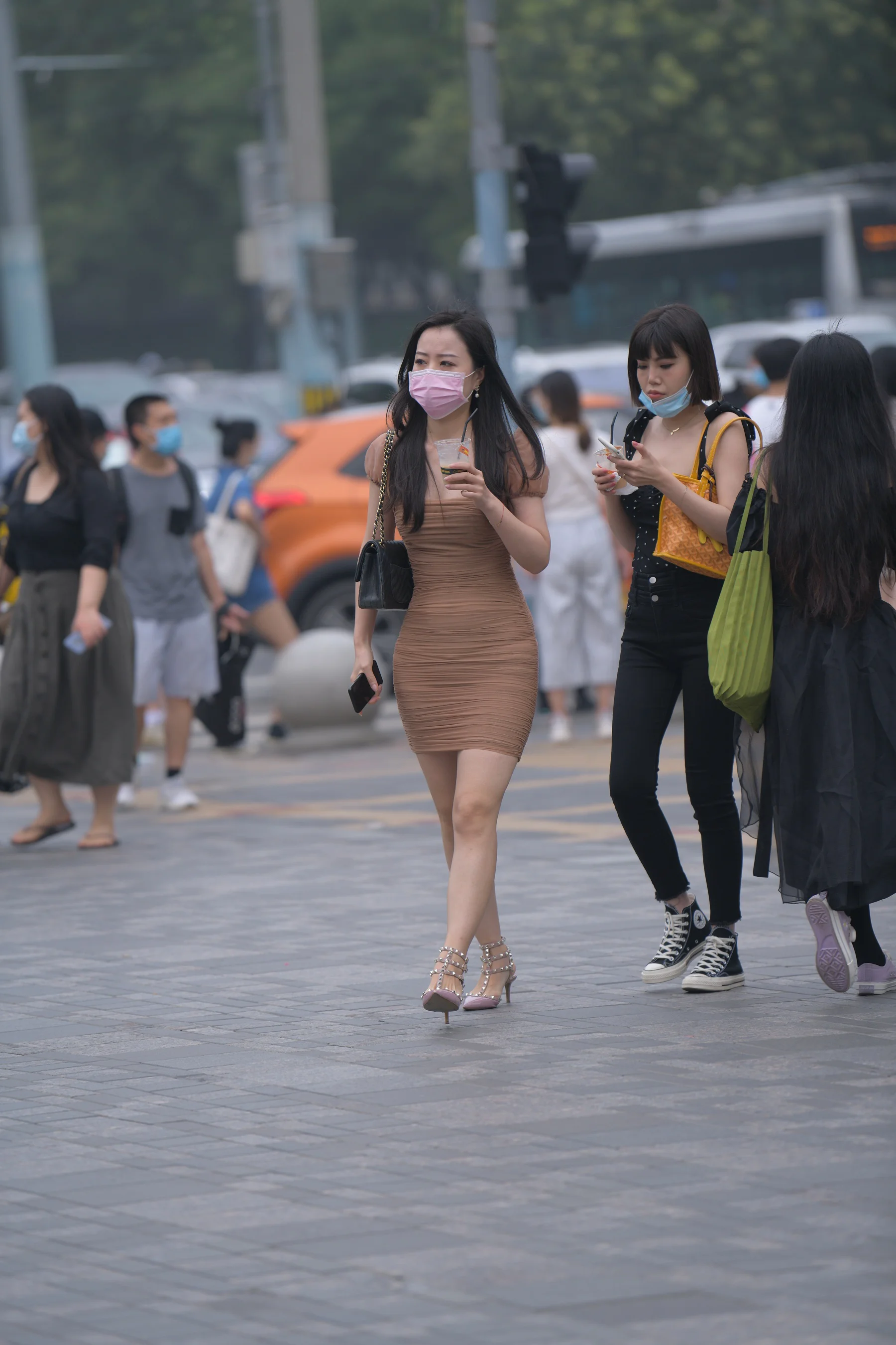 红石作品 – 性感包臀裙美女 写真 - 爱照片