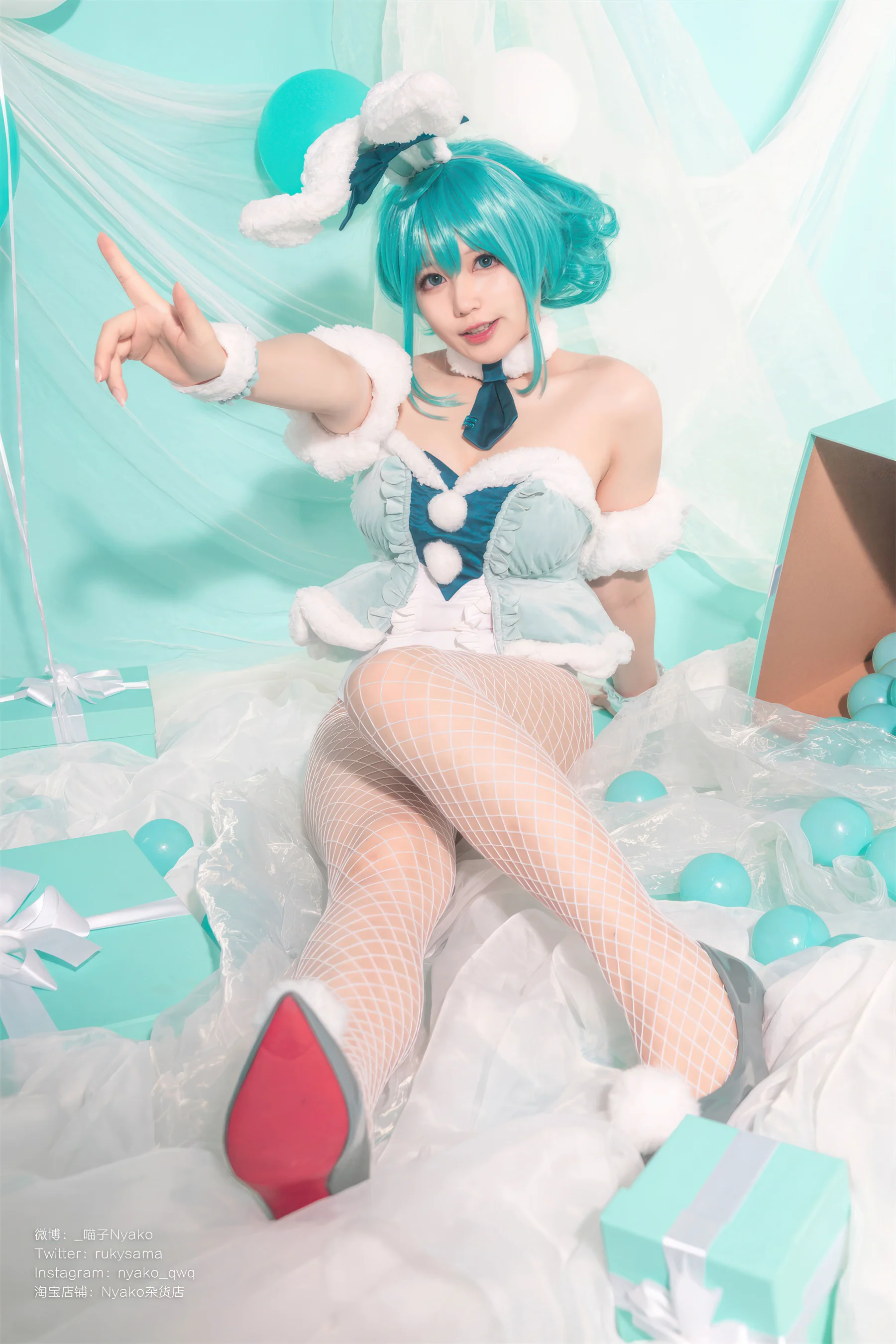 Nyako喵子 – 初音白兔 - 爱照片