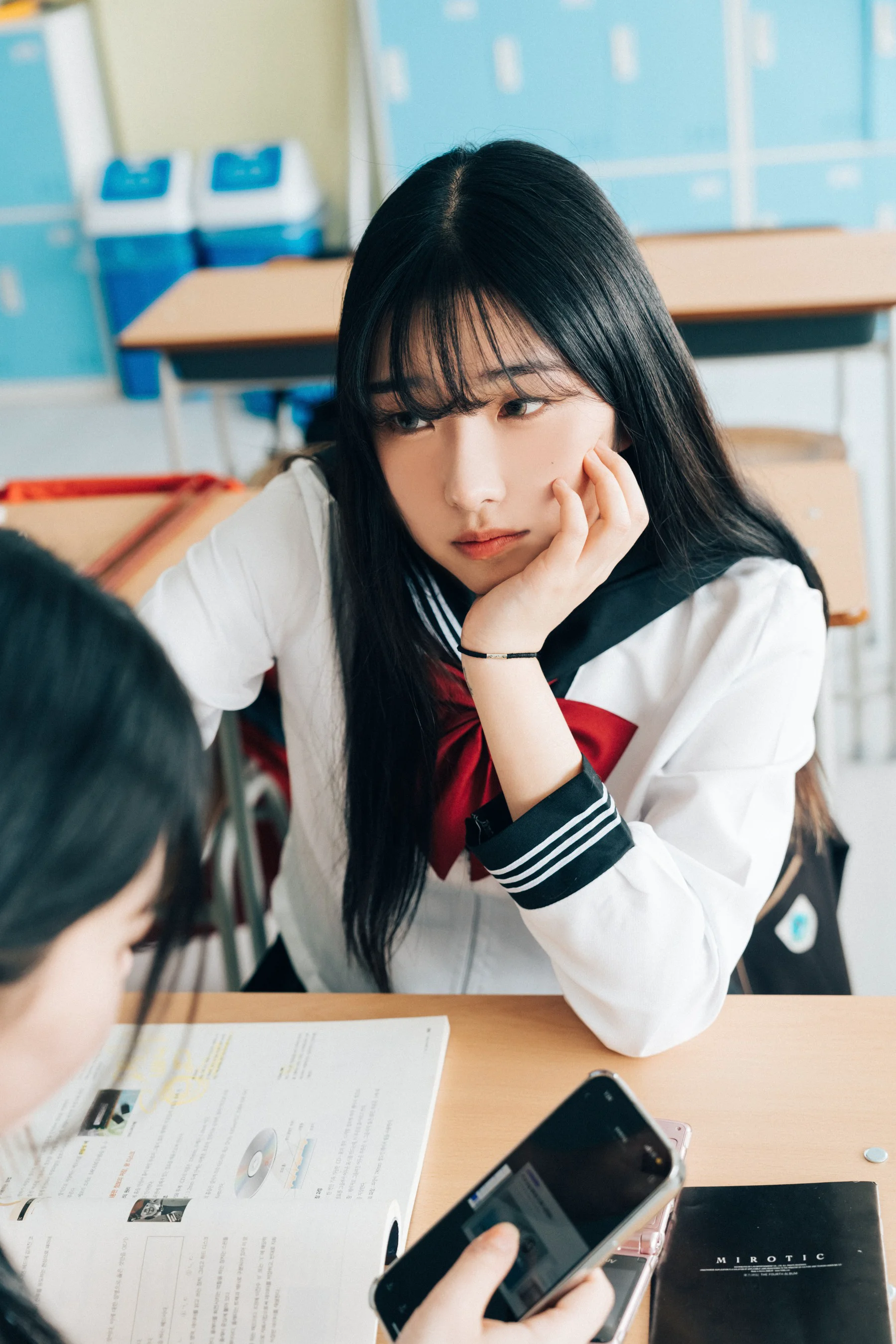 [Loozy] Zia (지아) x Sonson (손손) – Bitch Academy Hard - 爱照片
