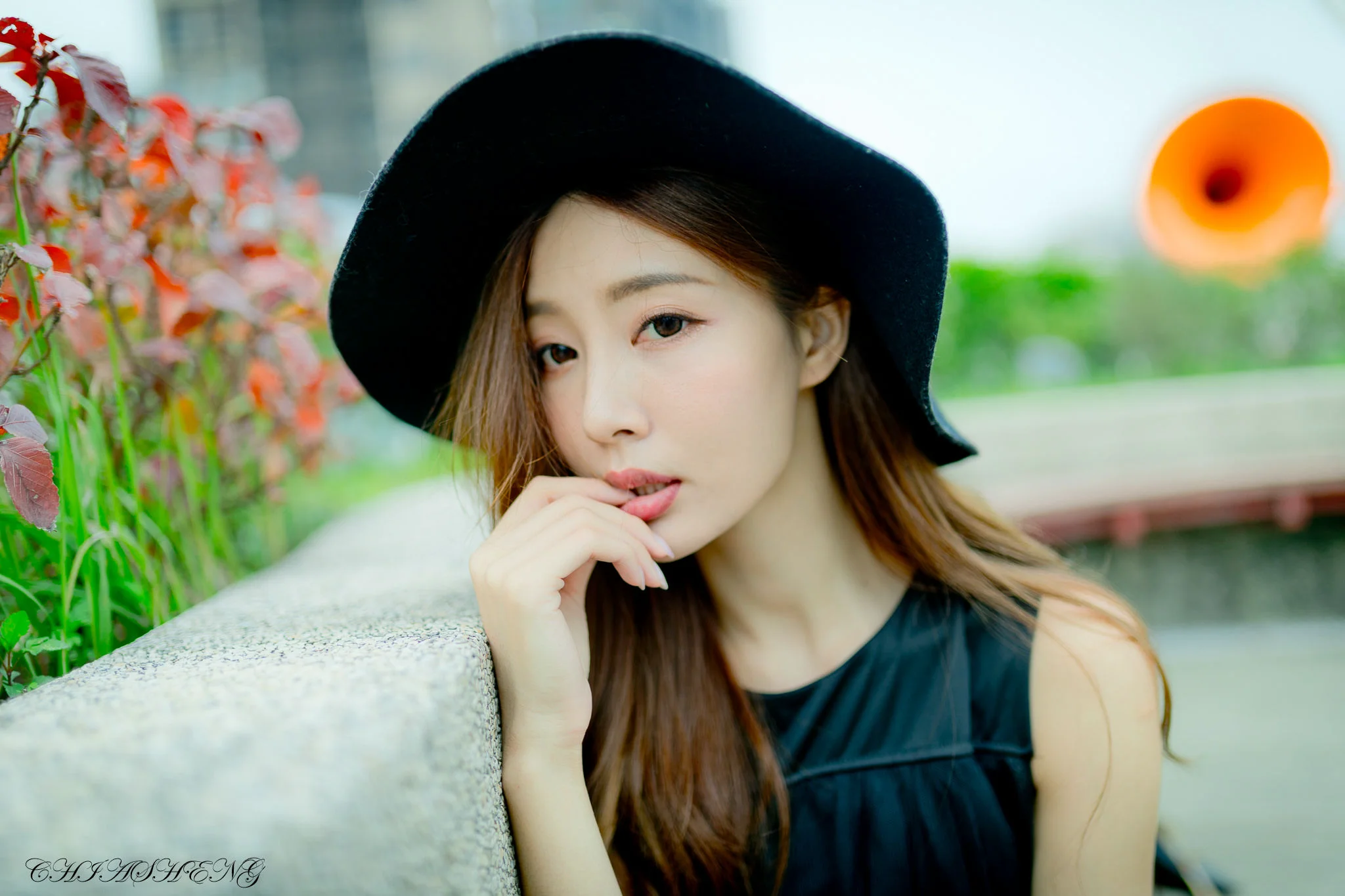 [台湾网红美女] Emma江雨恩 – 清新外拍（三套服装） 写真集 - 爱照片