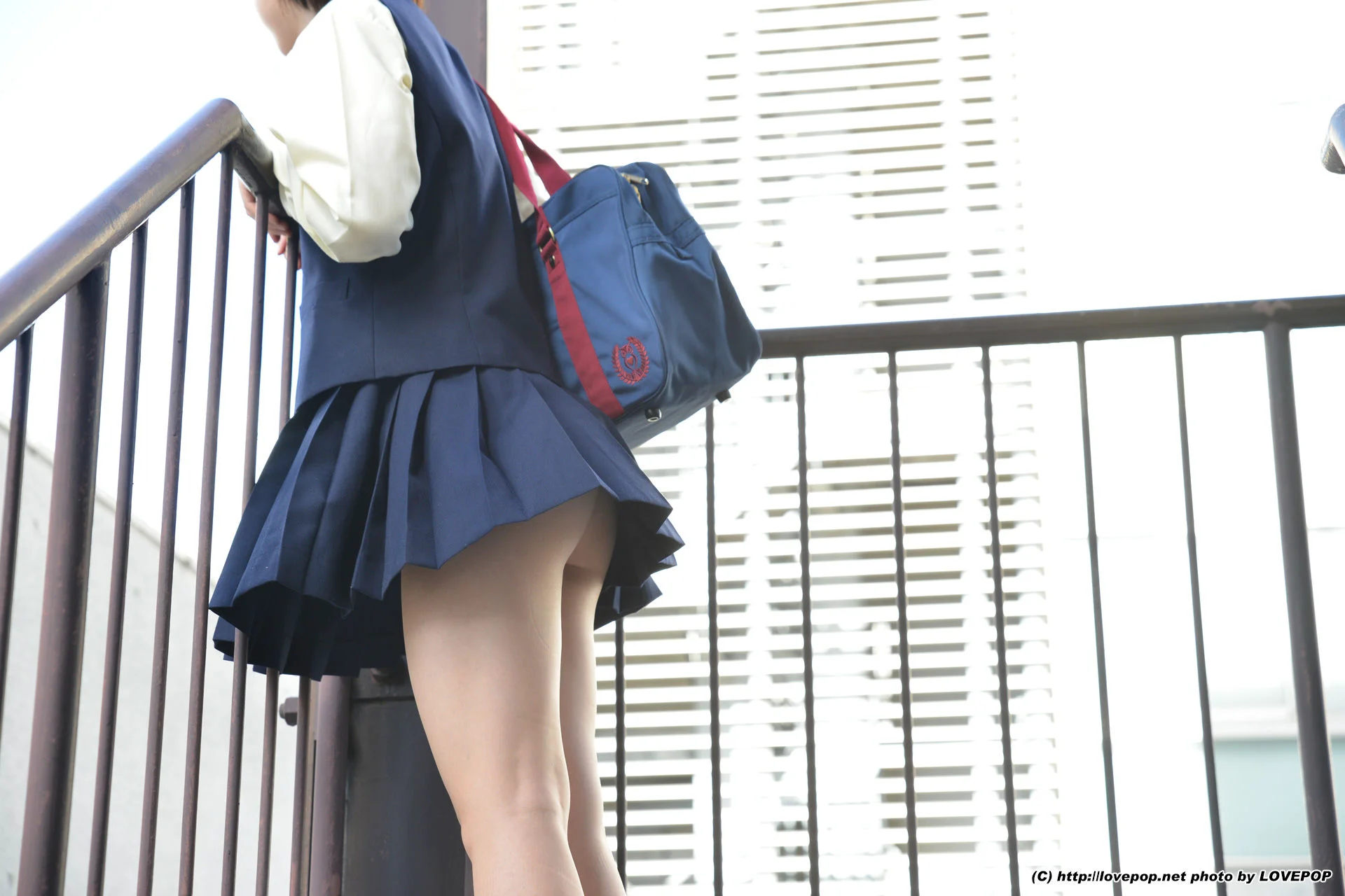 [LovePop] 笹山りん《校服诱惑》 写真集 - 爱照片