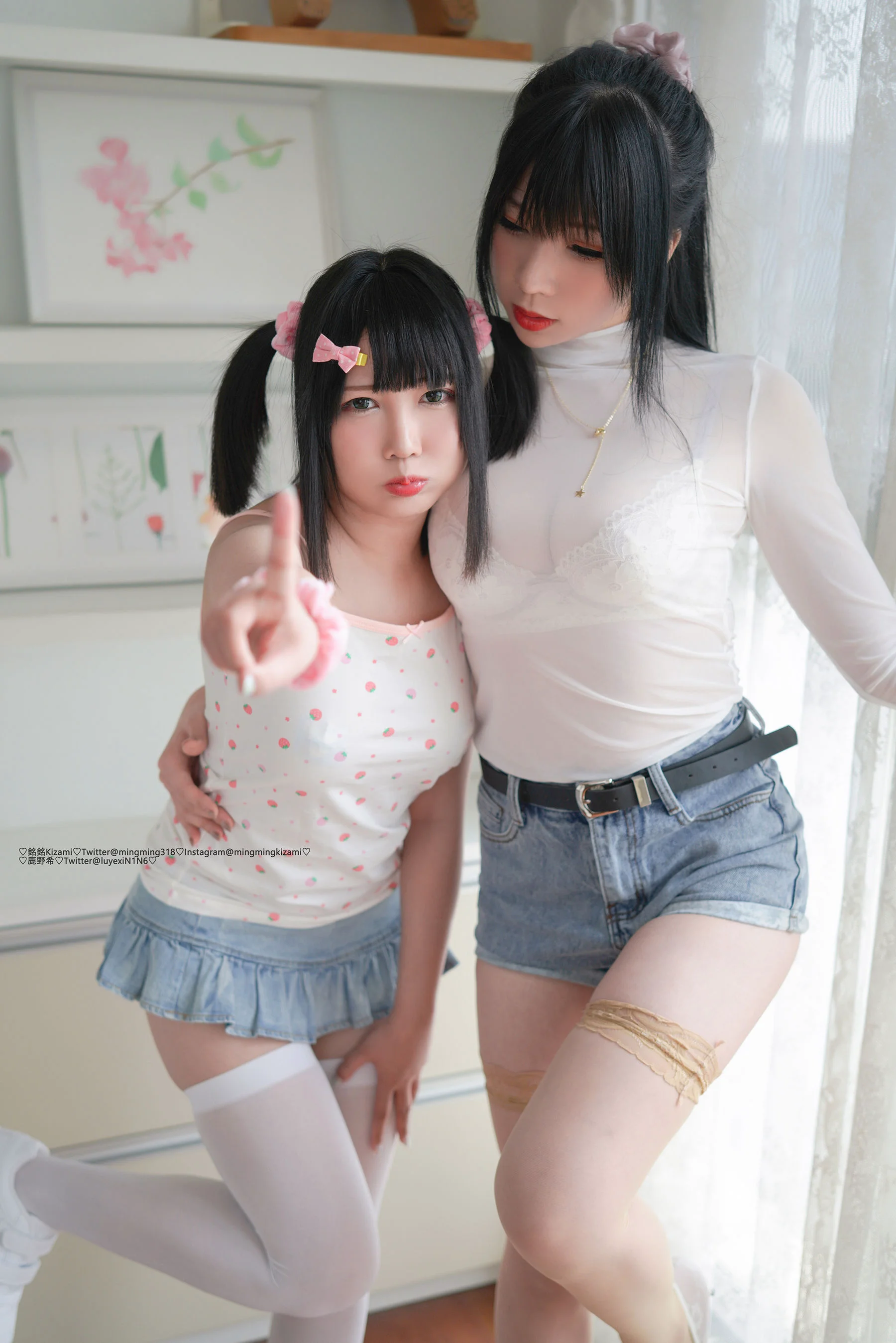 [COS福利] 銘銘Kizami Vol.25 《姐妹丝情》 写真集 - 爱照片