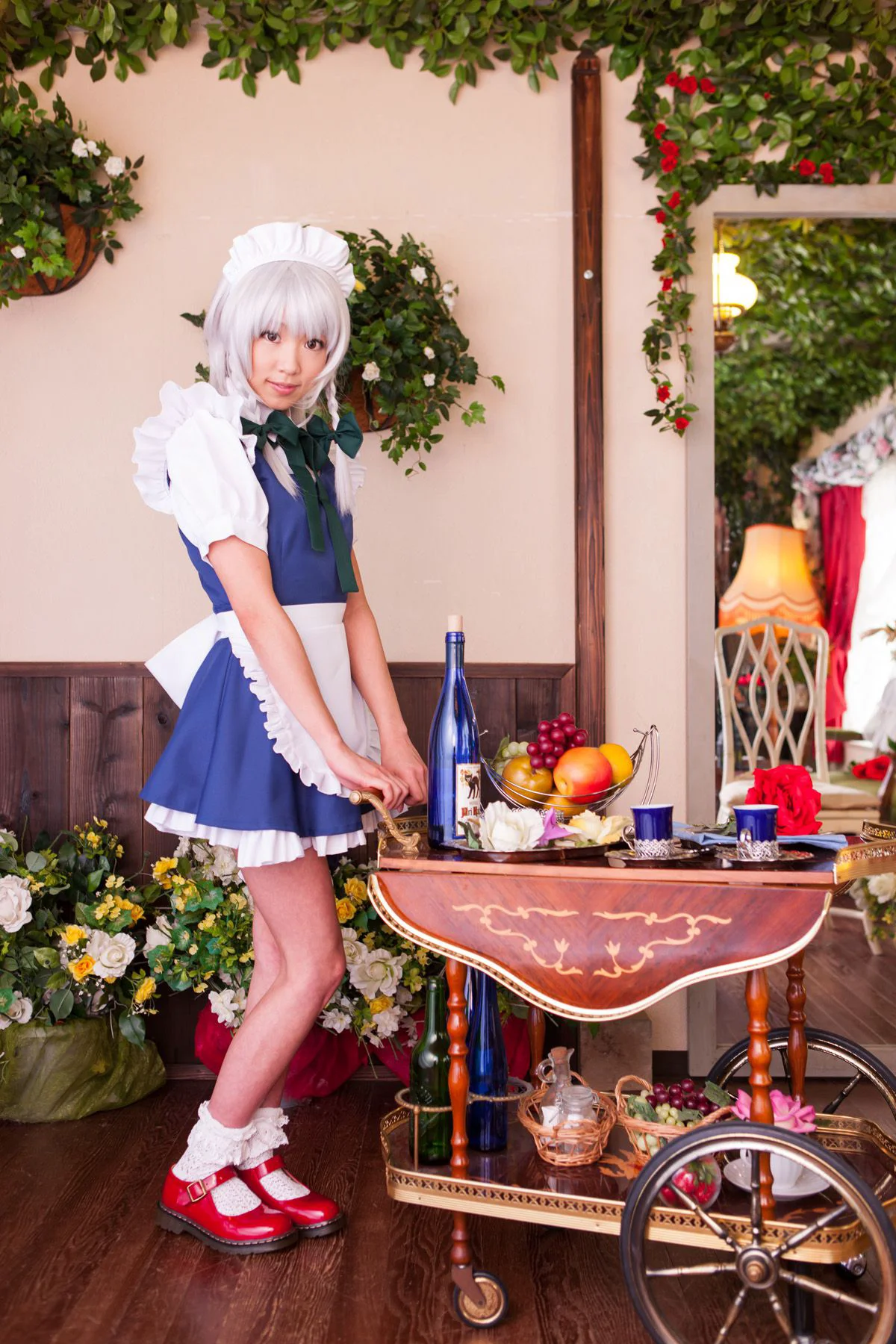 早乙女らぶ 《東方Project》Izayoi Sakuya 写真集 - 爱照片