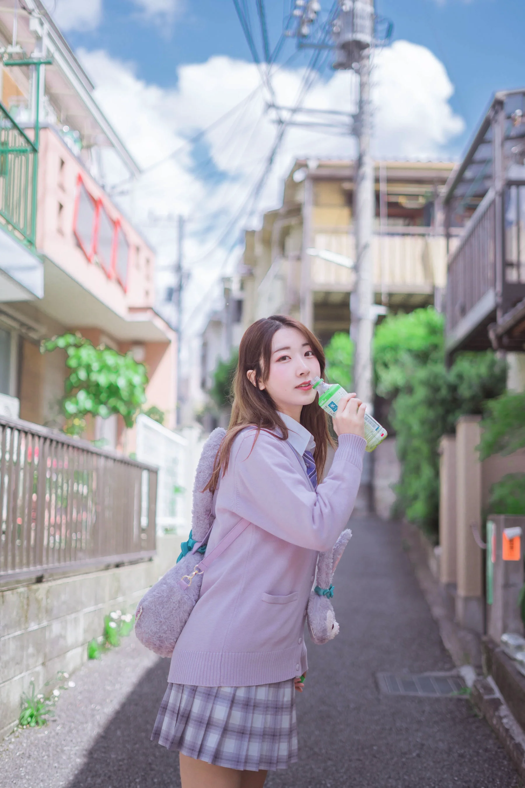 人气Coser黑川 《民宿楼下》 写真集 - 爱照片