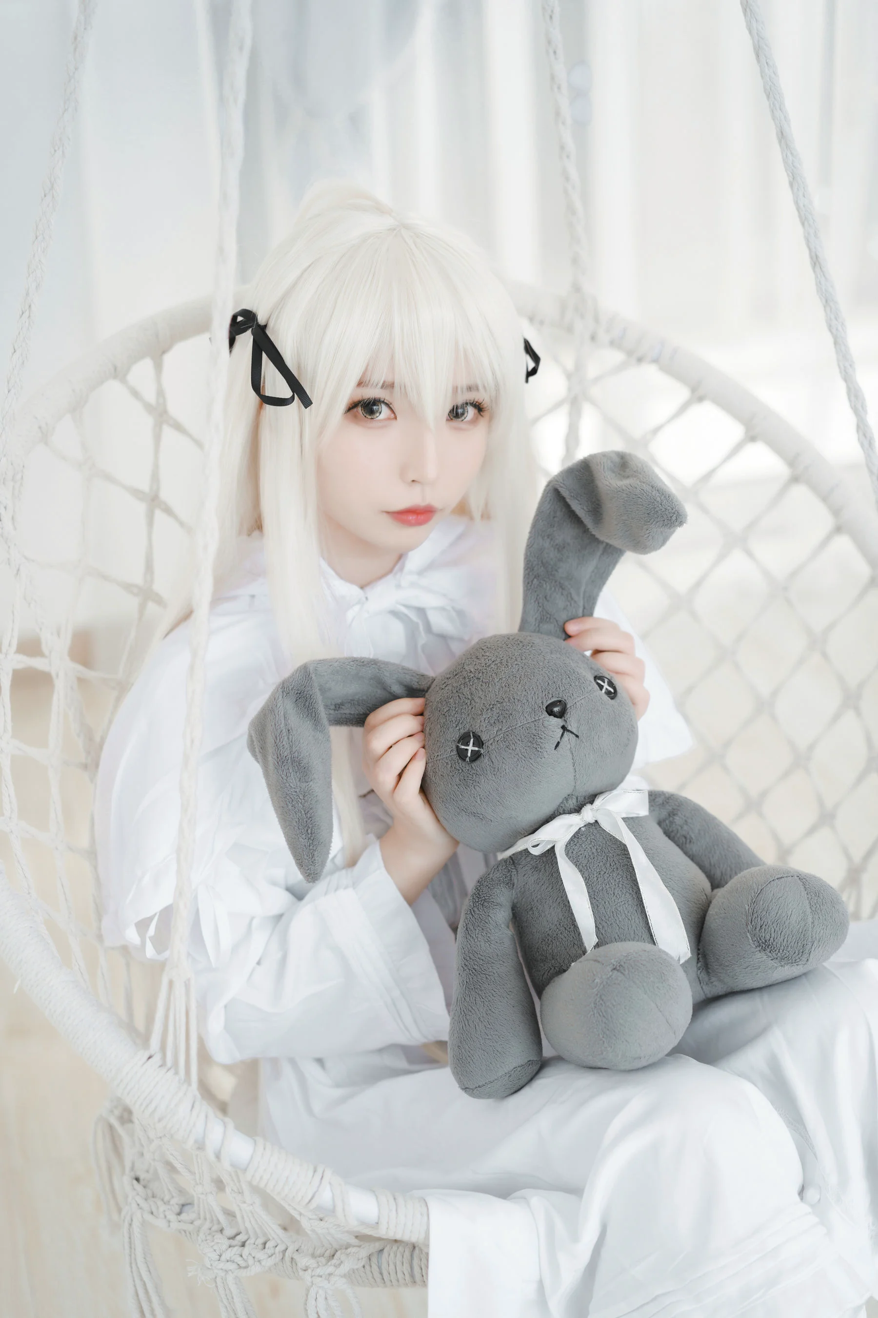萌妹白易子教主 《白裙》 写真集 - 爱照片