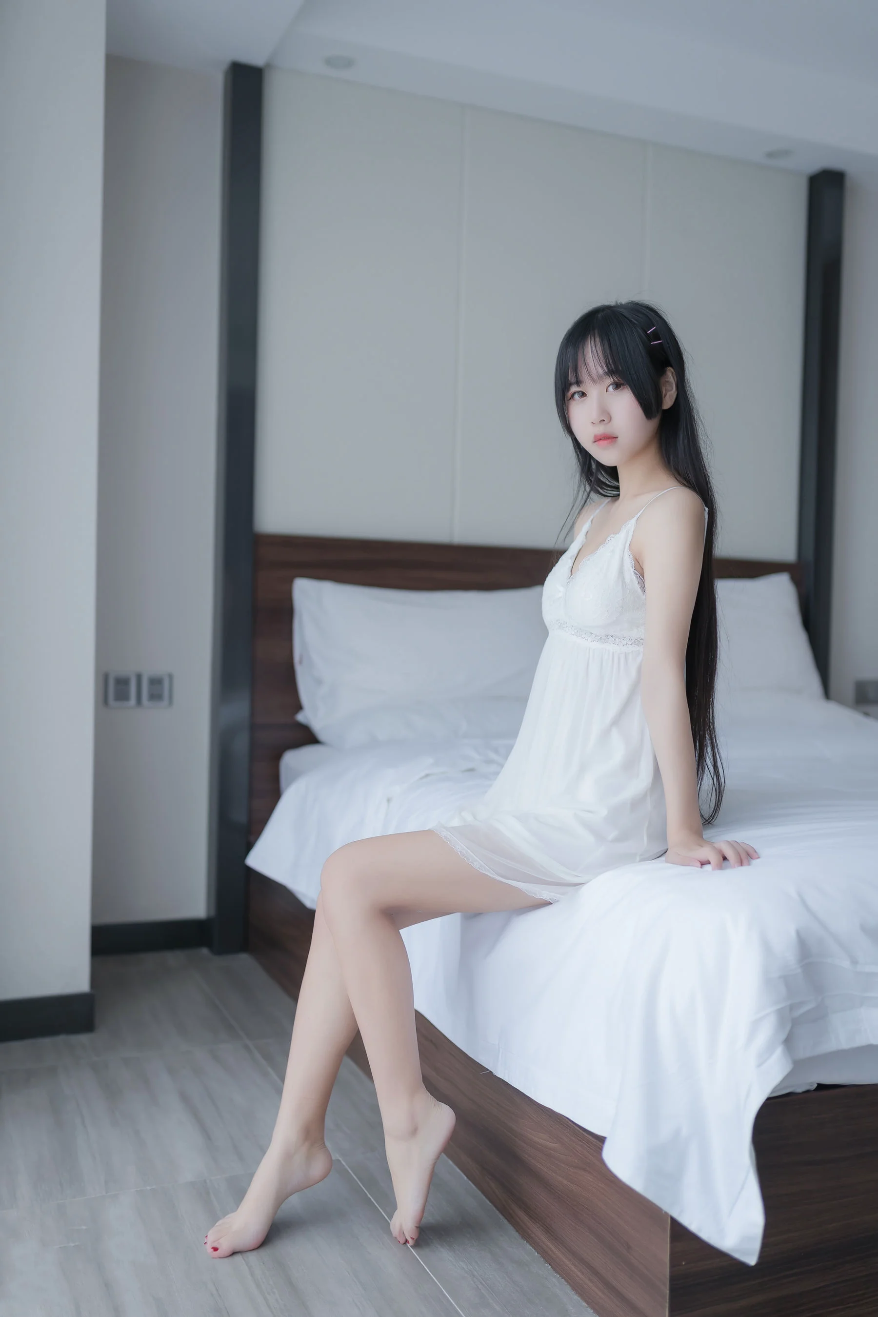 阳光美少女萌芽儿o0 《白色私房》 写真集 - 爱照片