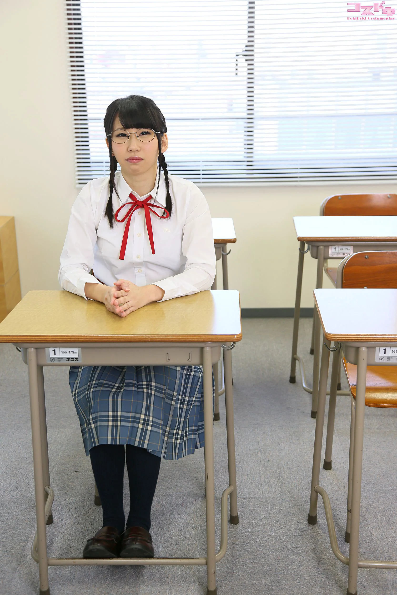 [Cosdoki] Hinano Asari 麻里ひなの asarihinano_pic_seifuku1 写真集 - 爱照片
