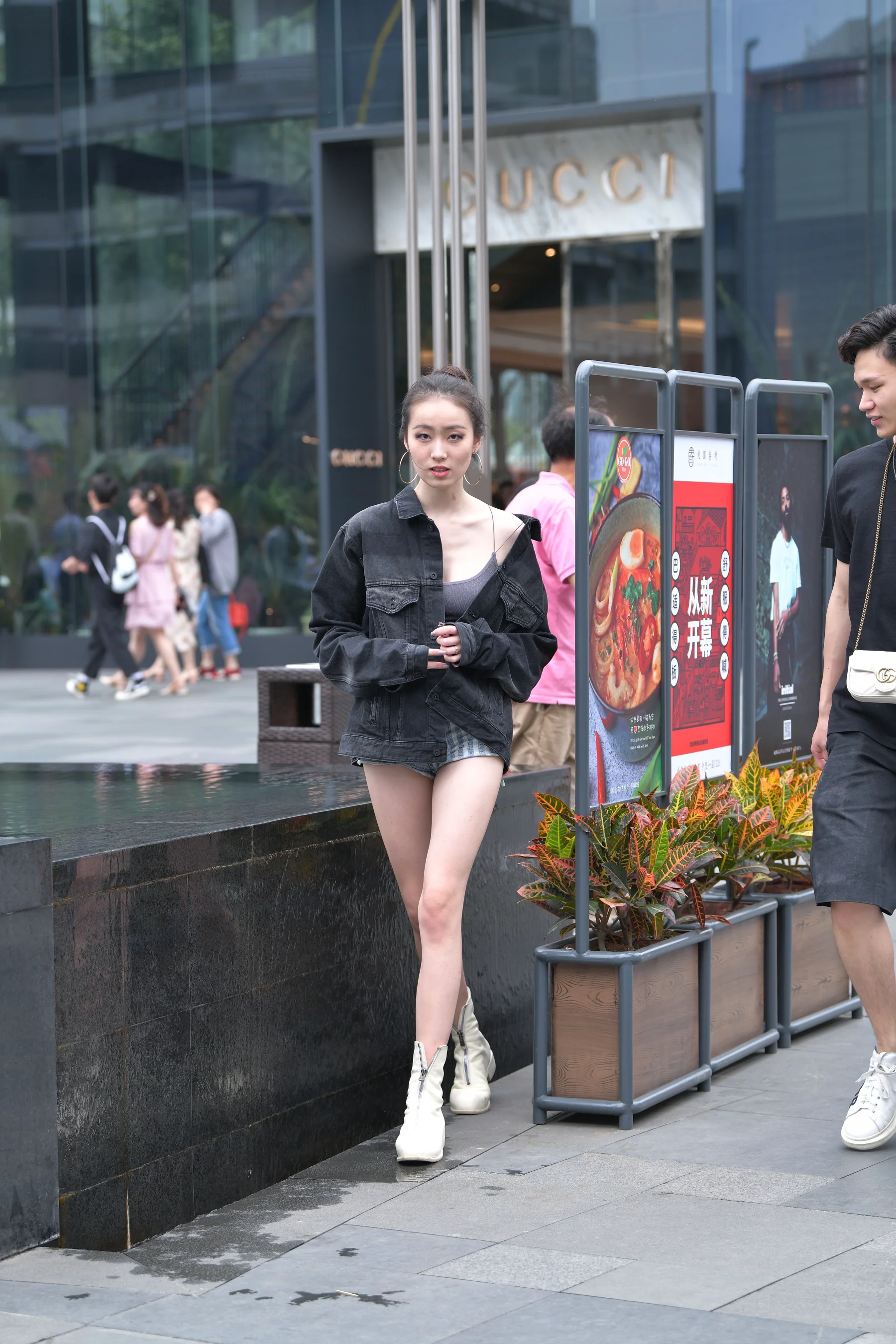摄神街拍作品 – 超级无敌短热裤，贼性感了 写真 - 爱照片