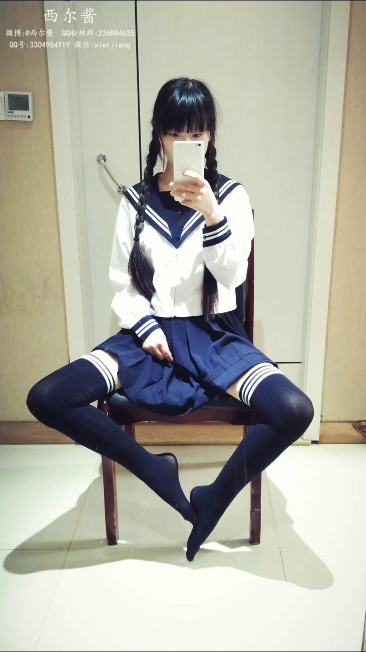 西尔酱 – 黑丝校服 - 爱照片